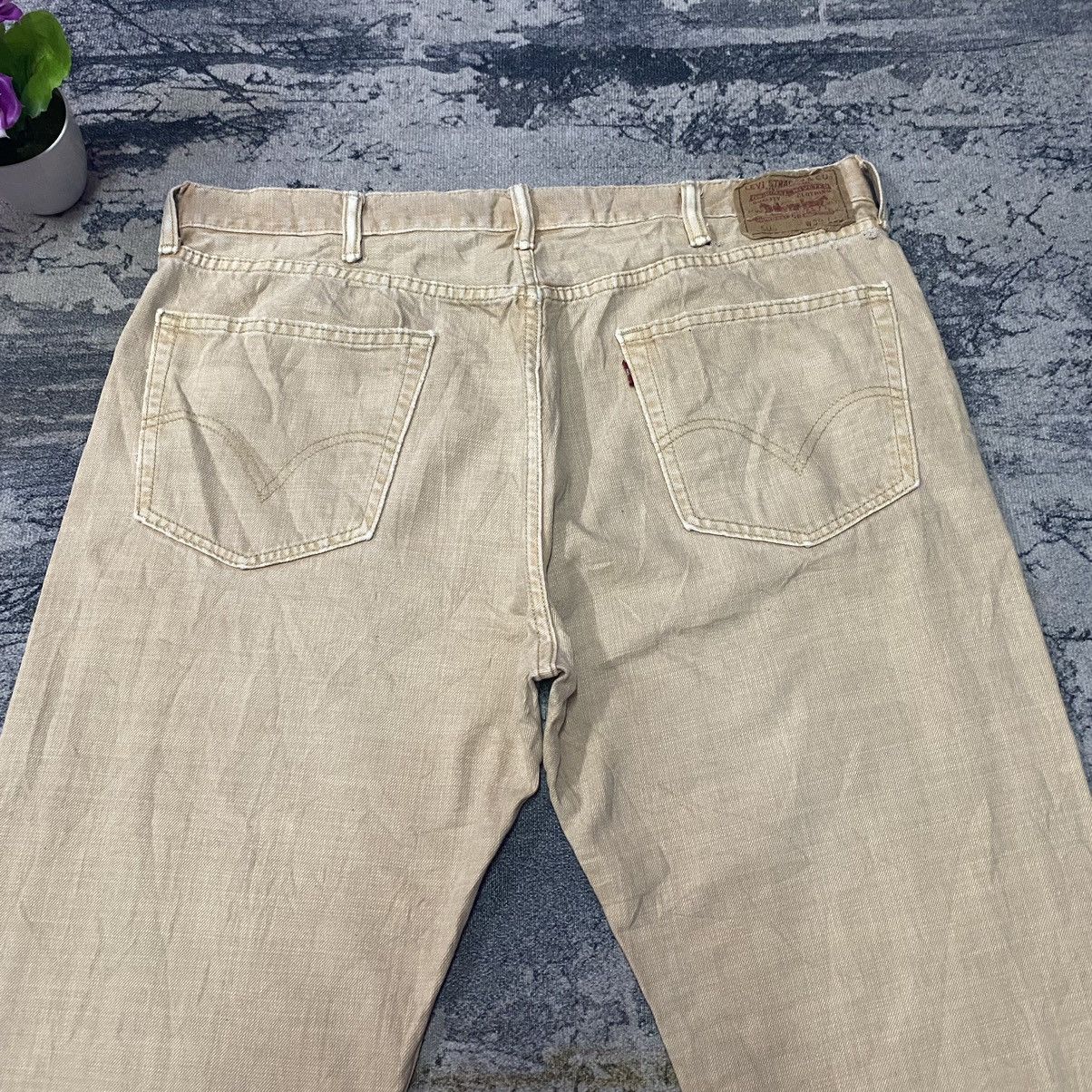 Levi's Vintage Clothing Vintage Levis 505 Faded Distressed Jeans Size US 39 - 12 Thumbnail
