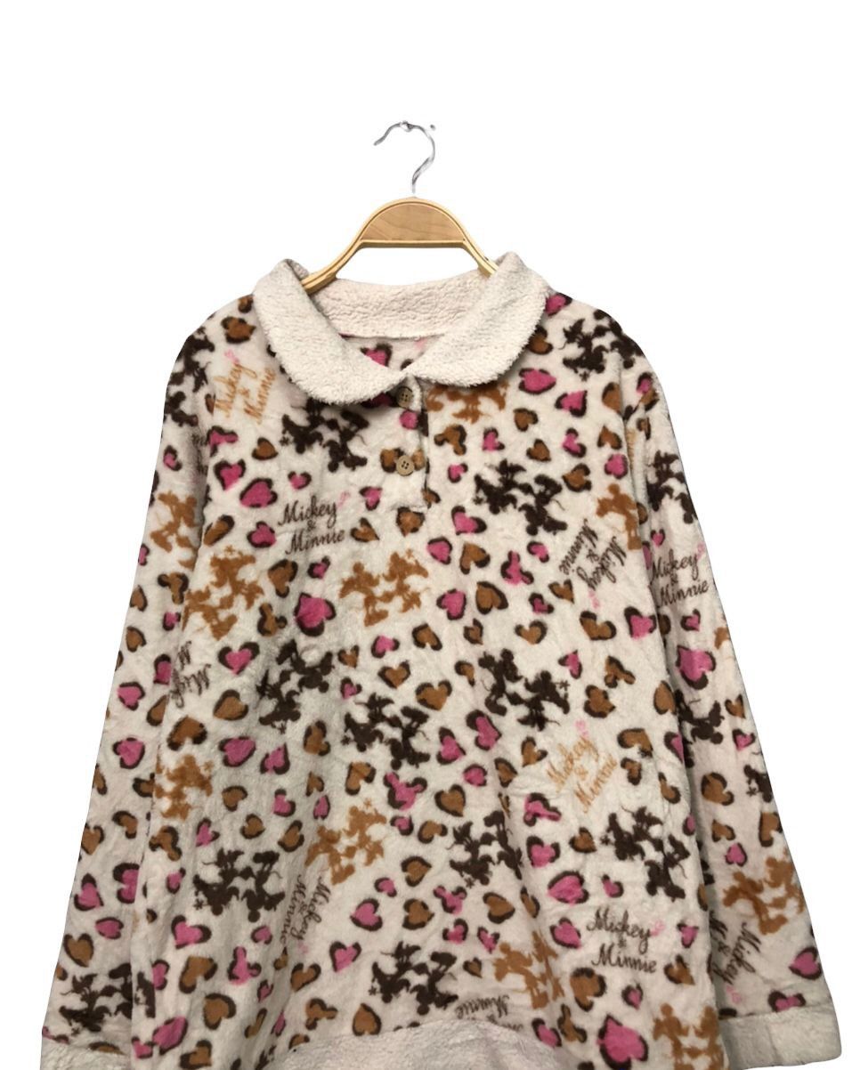 Japanese Brand Vintage Unbranded Mickey & Minnie Fleece Sweater Sweatshirt Size US M / EU 48-50 / 2 - 4 Thumbnail