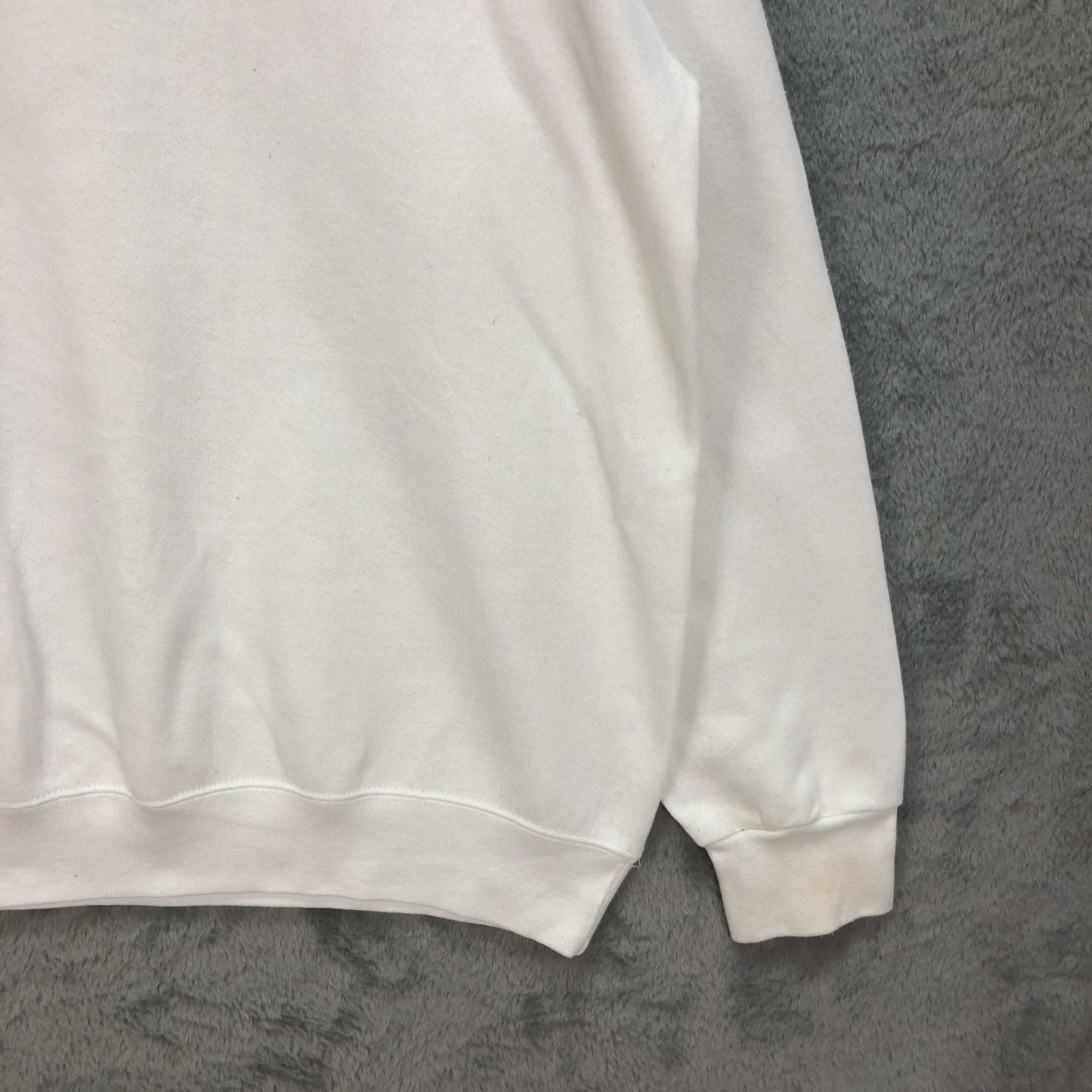 Vintage Vintage United Sports Graphic Sweatshirts #5283-182 Size US L / EU 52-54 / 3 - 7 Thumbnail