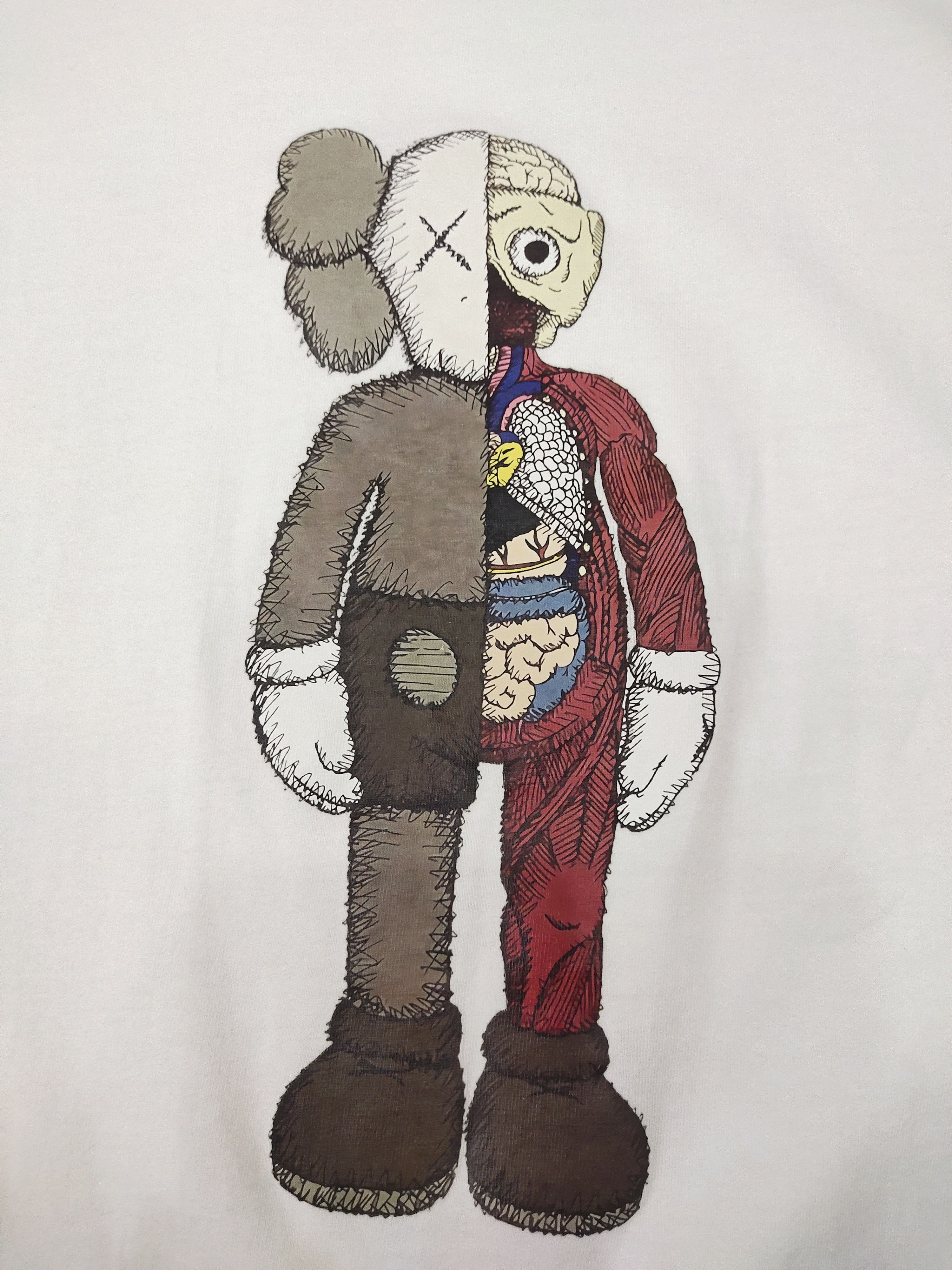 Kaws × Uniqlo Uniqlo X Kaws Flayed T-Shirt Size US XL / EU 56 / 4 - 4 Thumbnail