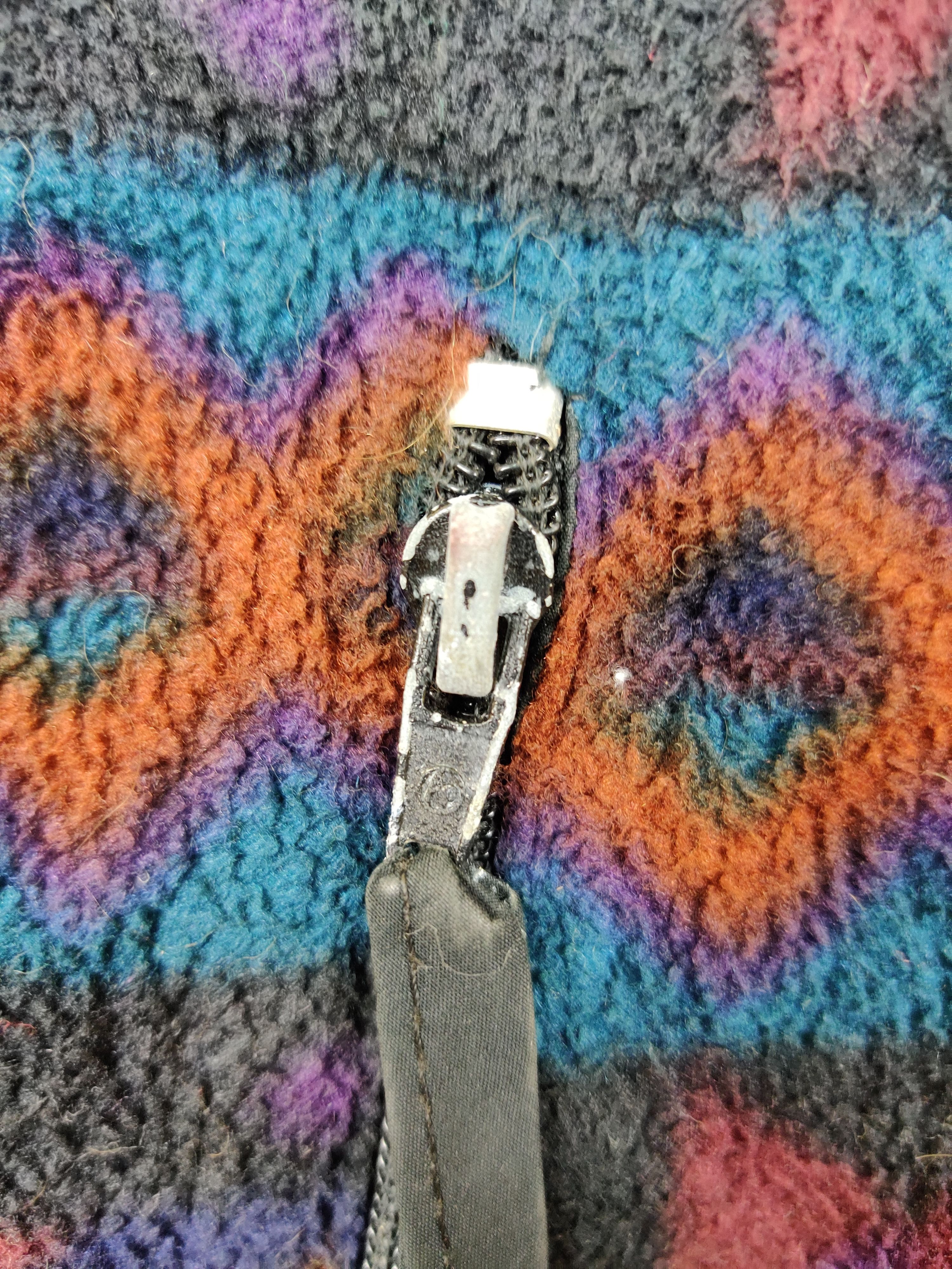 Jack Wolfskin Vintage 90's Jack Wolfskin Geometric Aztech Fleece Jacket Size US L / EU 52-54 / 3 - 7 Thumbnail