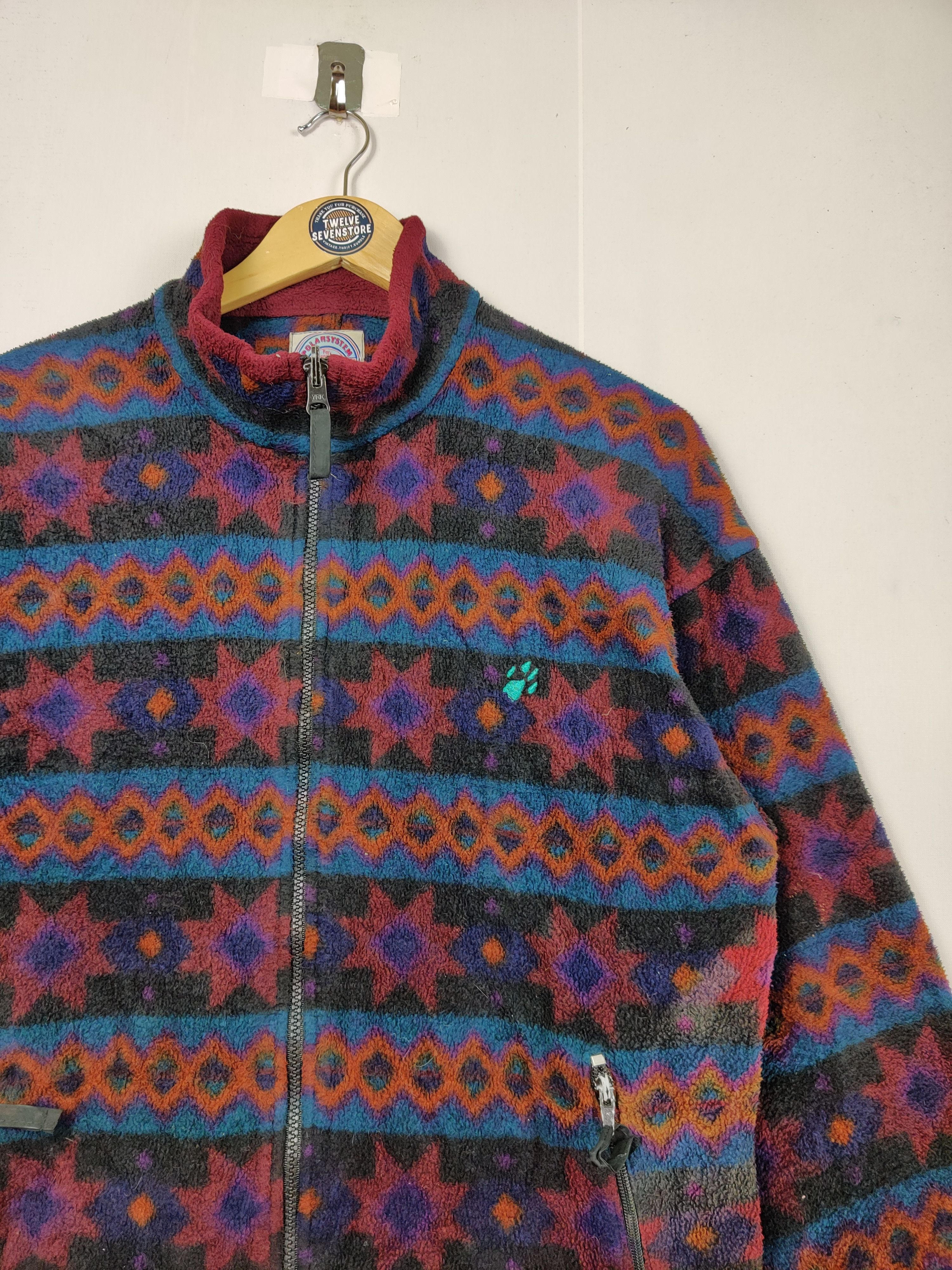 Jack Wolfskin Vintage 90's Jack Wolfskin Geometric Aztech Fleece Jacket Size US L / EU 52-54 / 3 - 5 Thumbnail