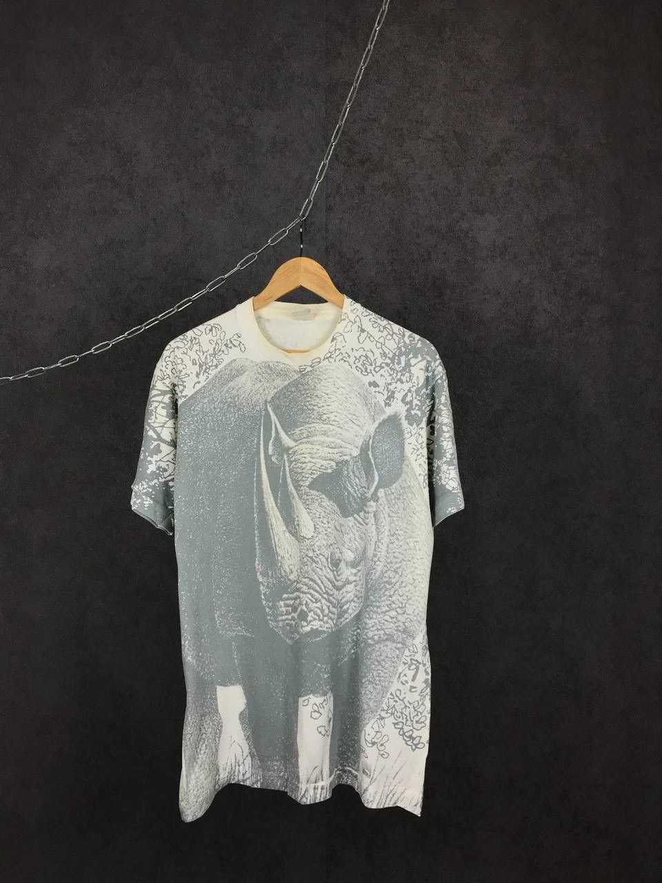 Vintage Animal made in USA American vintage overprinted tee Size US L / EU 52-54 / 3 - 1 Thumbnail