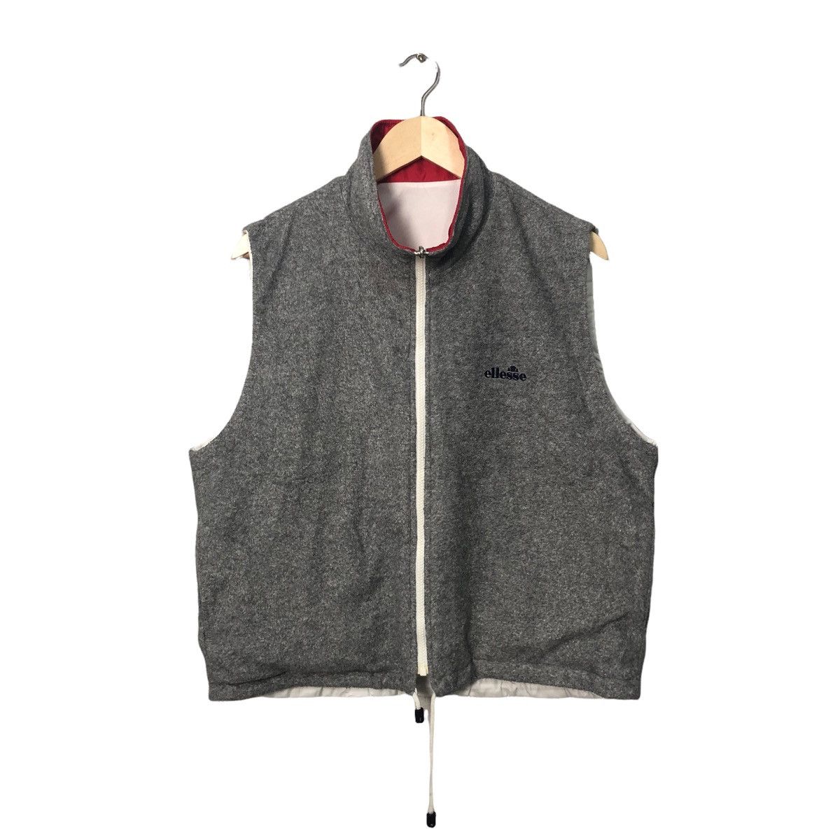 Ellesse Vintage Ellesse Reversible Embroidered Logo Sleeveless Vest Size US L / EU 52-54 / 3 - 8 Thumbnail