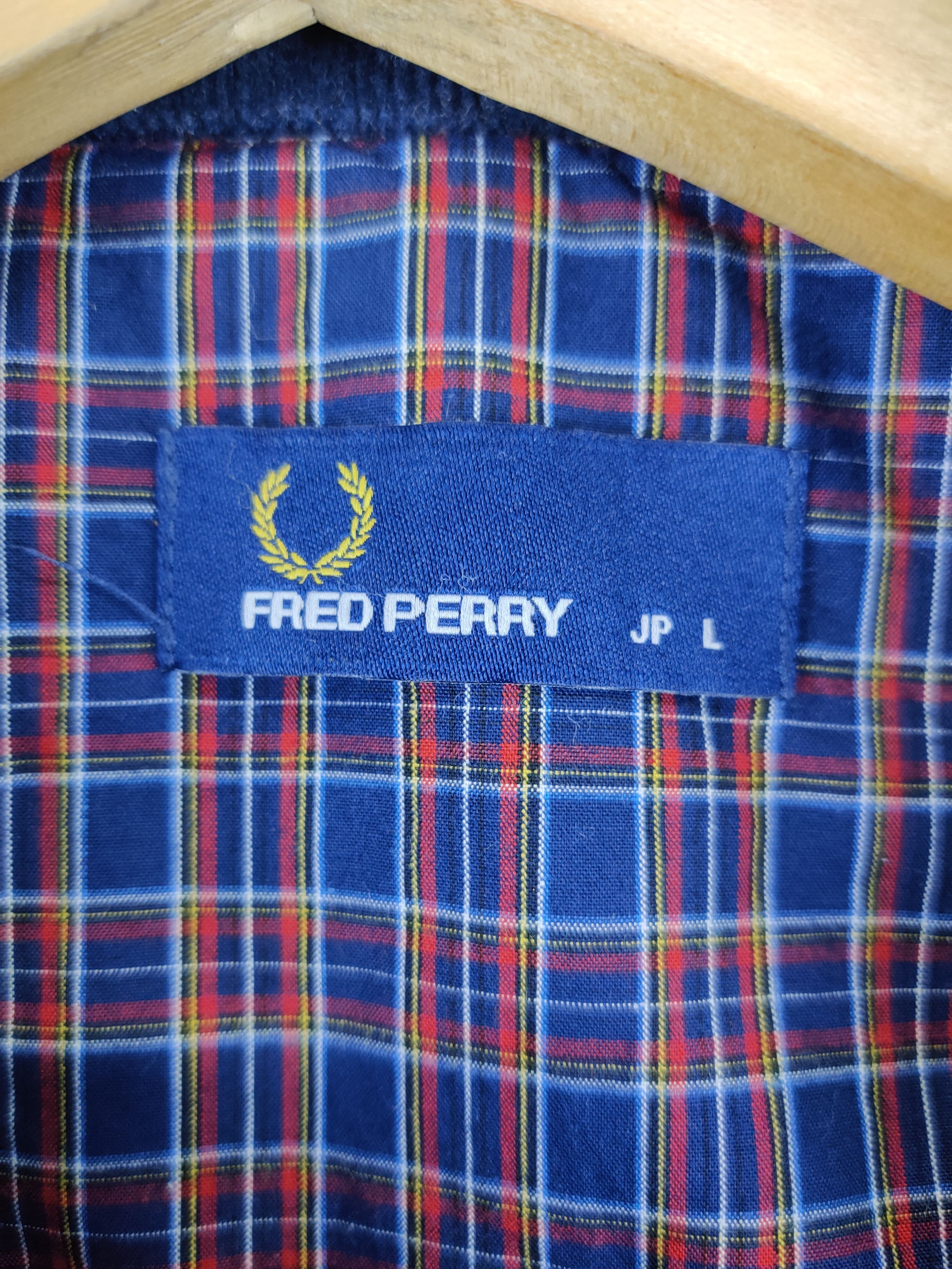 Fred Perry Vintage Fred Perry Quilted Jacket Corduroy Collar Size US L / EU 52-54 / 3 - 10 Thumbnail
