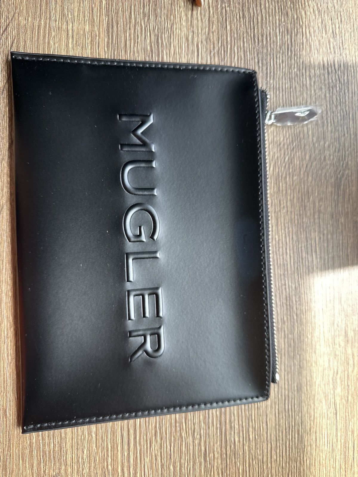 Thierry Mugler Mugler black pouch | Grailed Thierry Mugler Mugler black pouch | Grailed