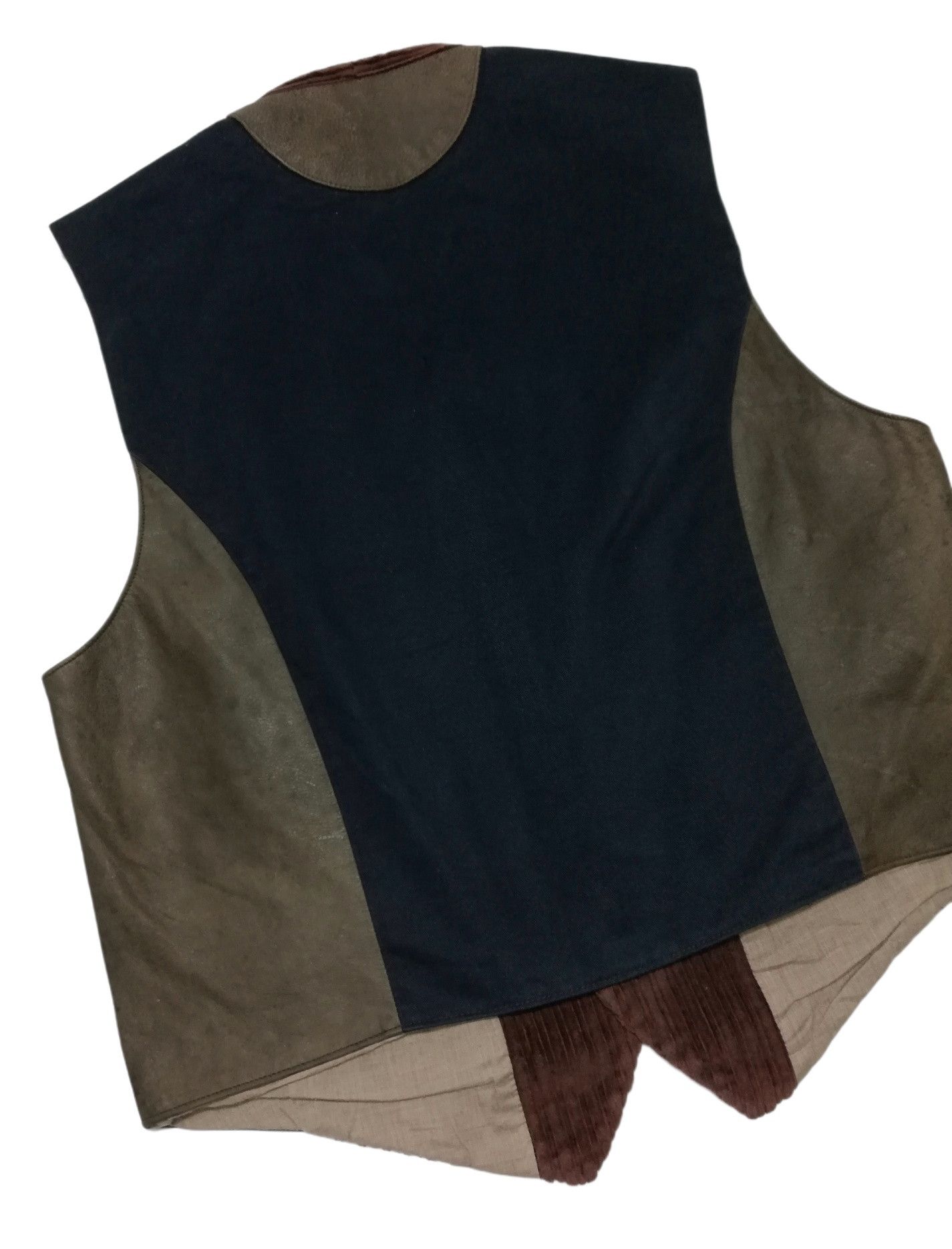 Jean Charles De Castelbajac 🔥DOPE!! AW95 JC De Castelbajac X Hanna Barbera Hybrid Vest Size US M / EU 48-50 / 2 - 13 Thumbnail