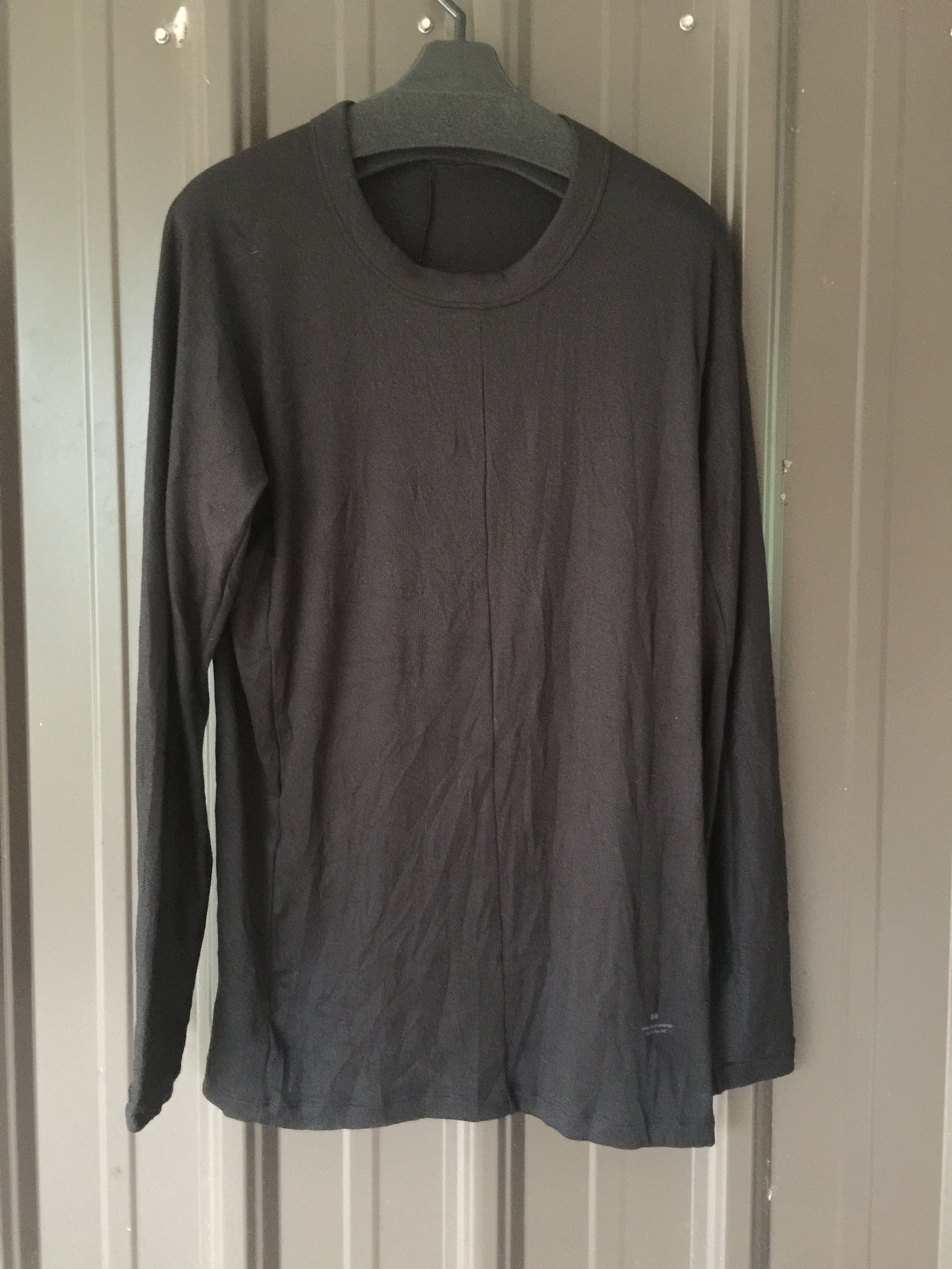 Alexander Wang × Japanese Brand Alexander Wang x Uniqlo Heattech Tee Size US S / EU 44-46 / 1 - 1 Thumbnail