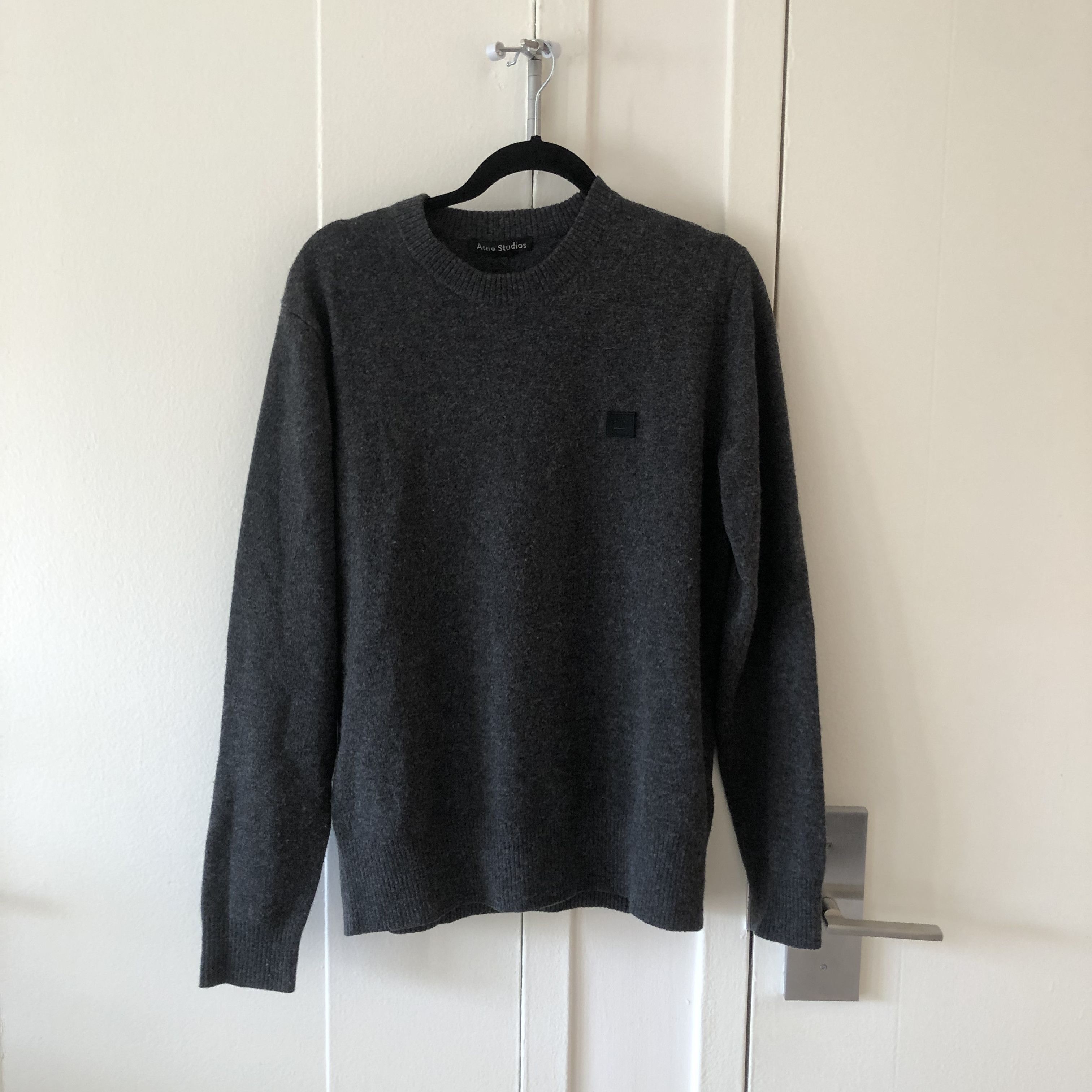 Image of Acne Studios Nalon Face Wool Sweater in Grey, Men's (Size Small)