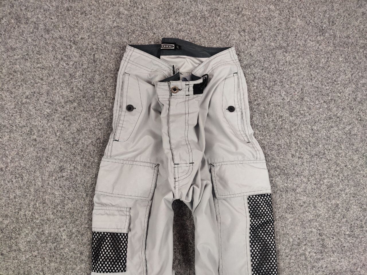 Japanese Brand Vintage 90's Japanese gray Cargo parachute Baggy Light Pants Size US 36 / EU 52 - 8 Thumbnail