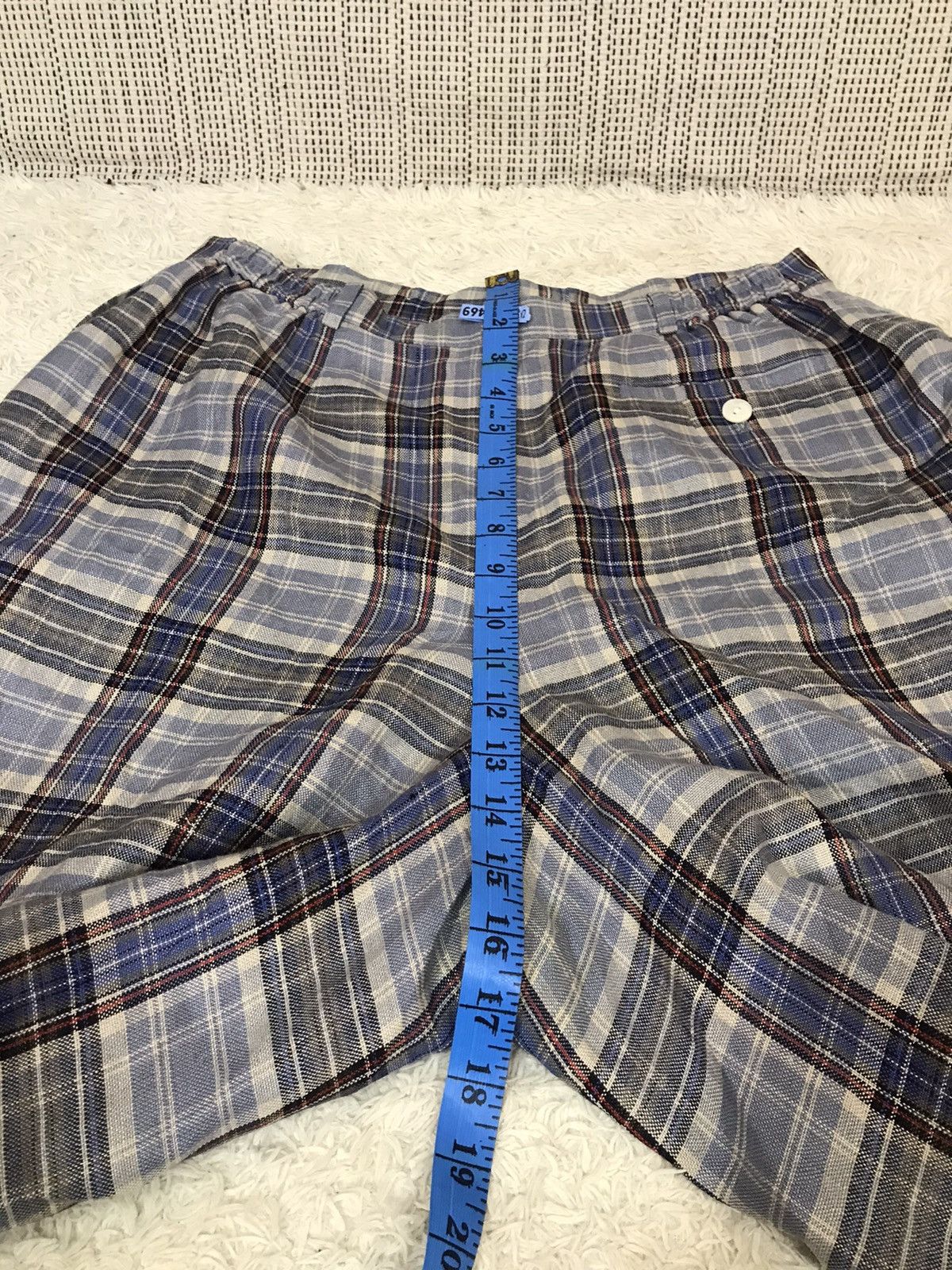 Burberry × Vintage ‼️VINTAGE BURBERRYS SHORTPANTS BAGGY STYLE‼️ Size US 32 / EU 48 - 16 Thumbnail