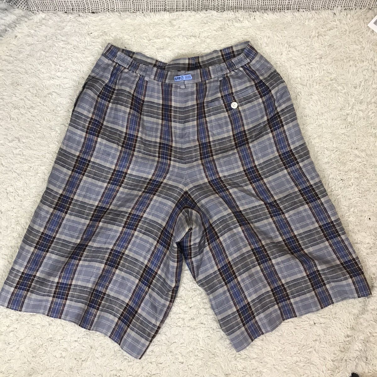 Burberry × Vintage ‼️VINTAGE BURBERRYS SHORTPANTS BAGGY STYLE‼️ Size US 32 / EU 48 - 2 Thumbnail