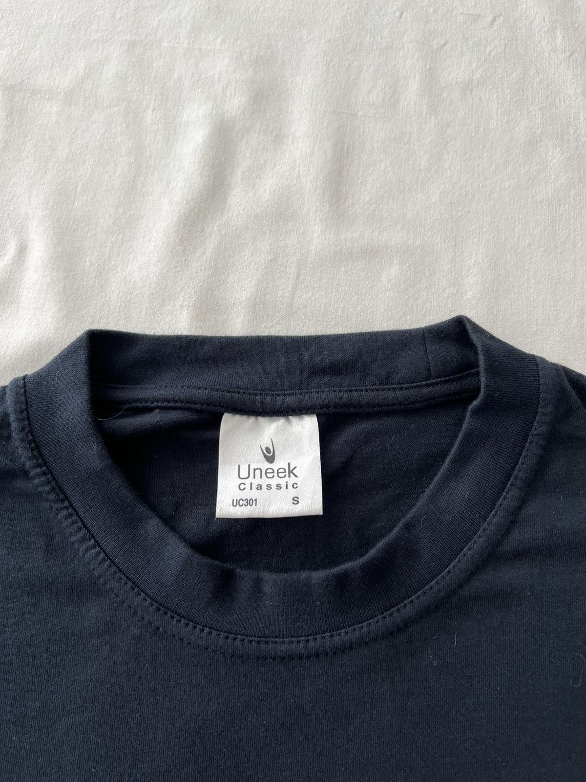 Vintage Rolls Royce Small Logo Navy Tee Size US S / EU 44-46 / 1 - 6 Thumbnail