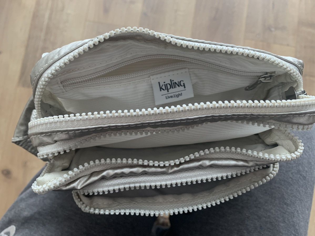 Japanese Brand Kipling Y2K Belt Bags Size ONE SIZE - 8 Thumbnail