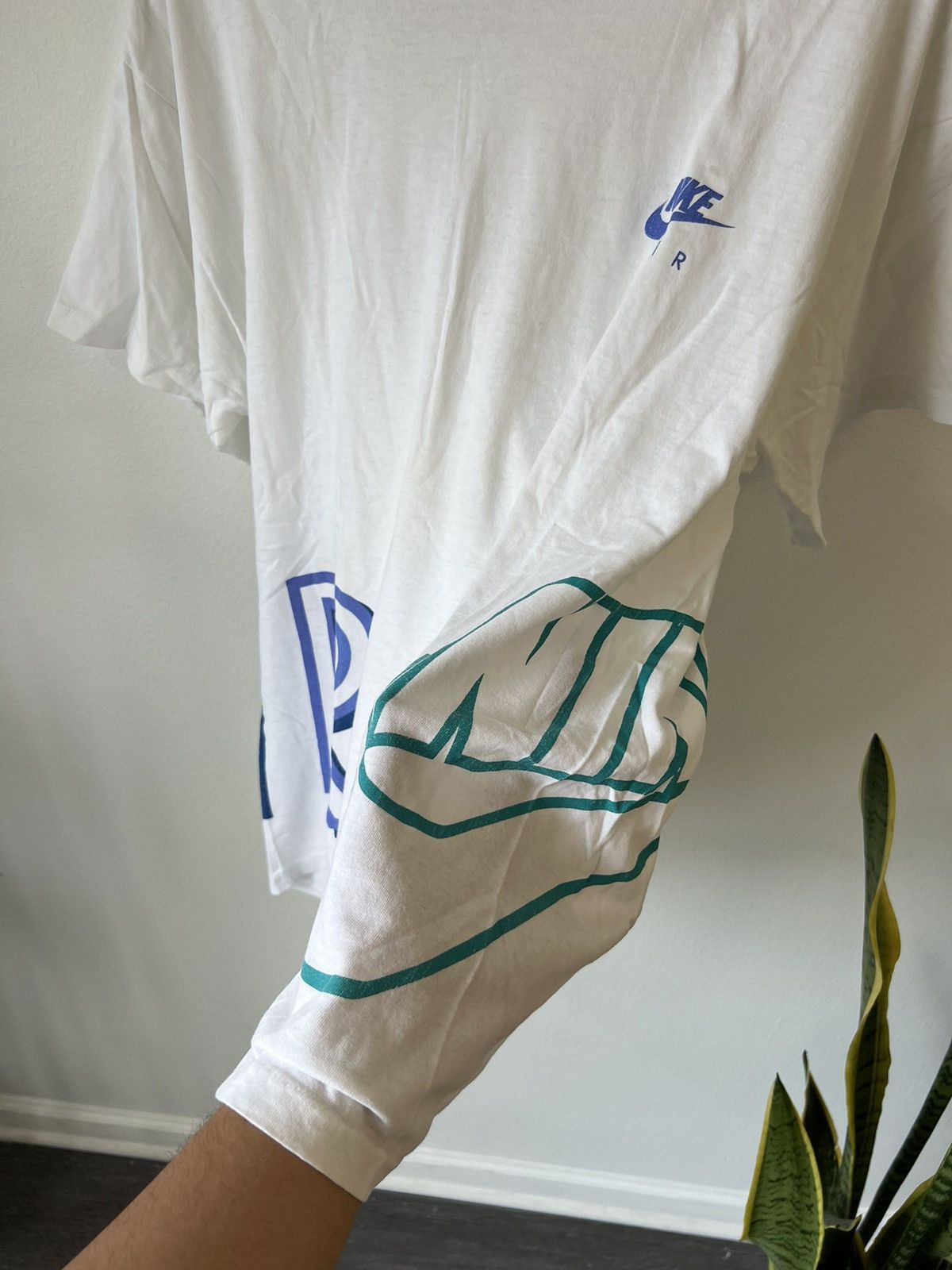 Nike Vintage Nike tee Size US L / EU 52-54 / 3 - 4 Thumbnail