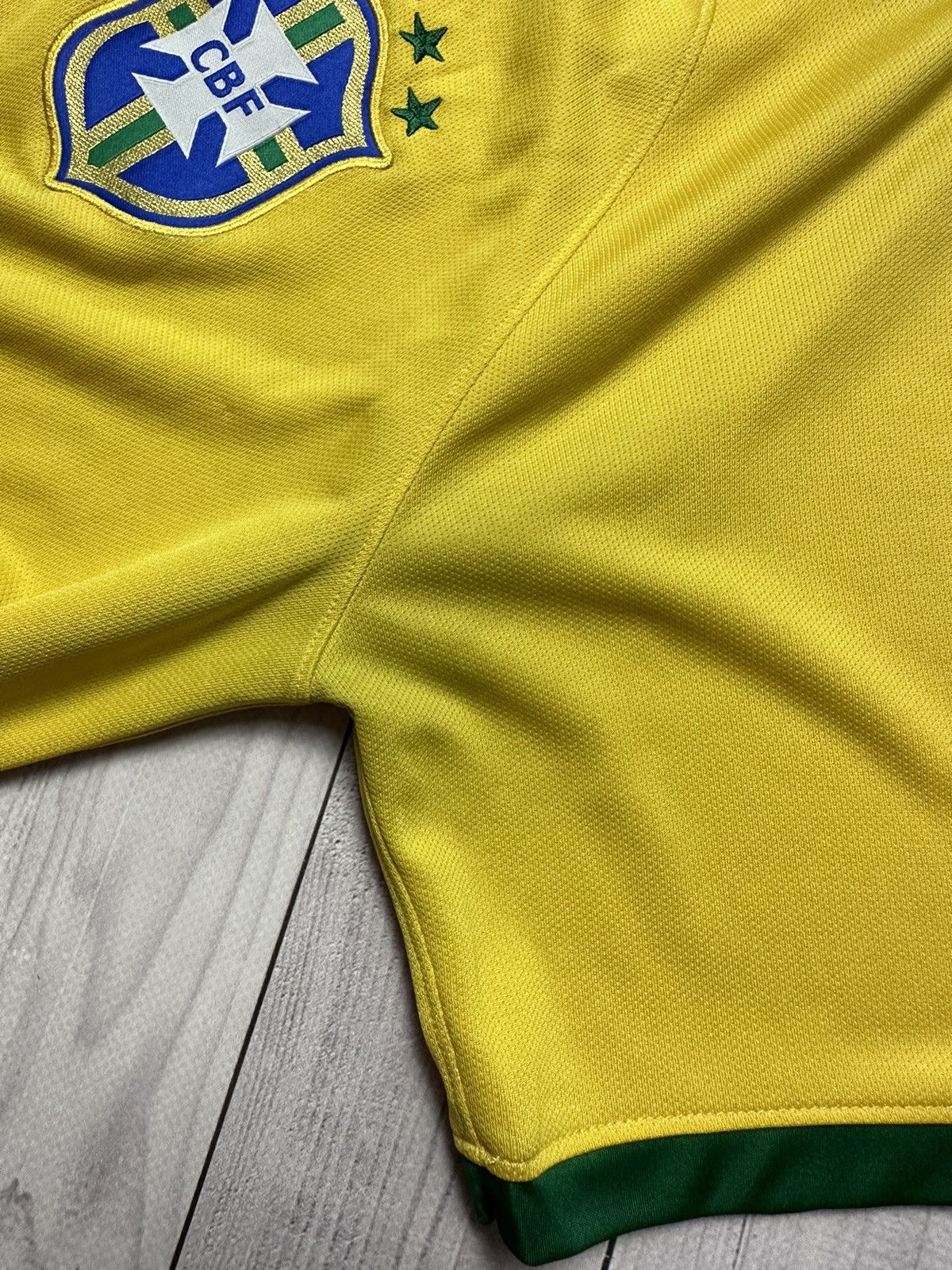 Nike × Vintage Vintage Nike Brazil Brasil soccer jersey size M Size US M / EU 48-50 / 2 - 8 Thumbnail