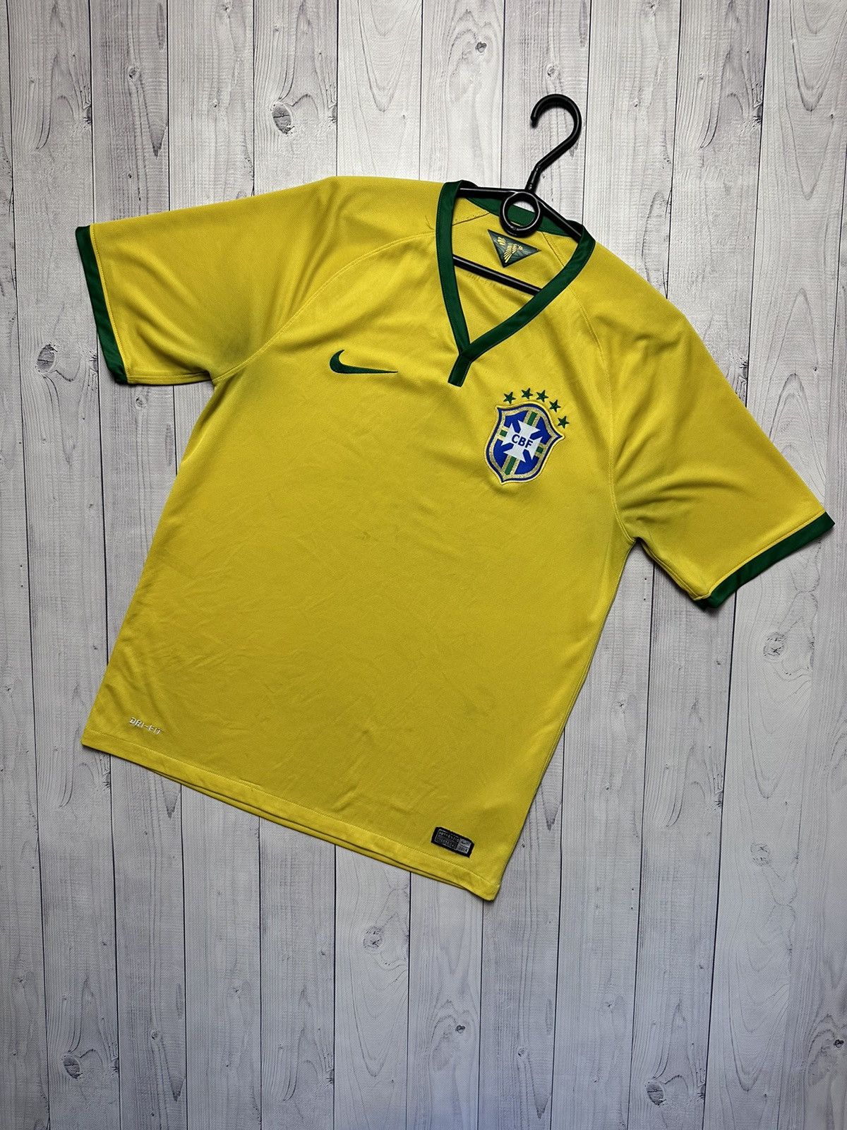 Nike × Vintage Vintage Nike Brazil Brasil soccer jersey size M Size US M / EU 48-50 / 2 - 1 Thumbnail
