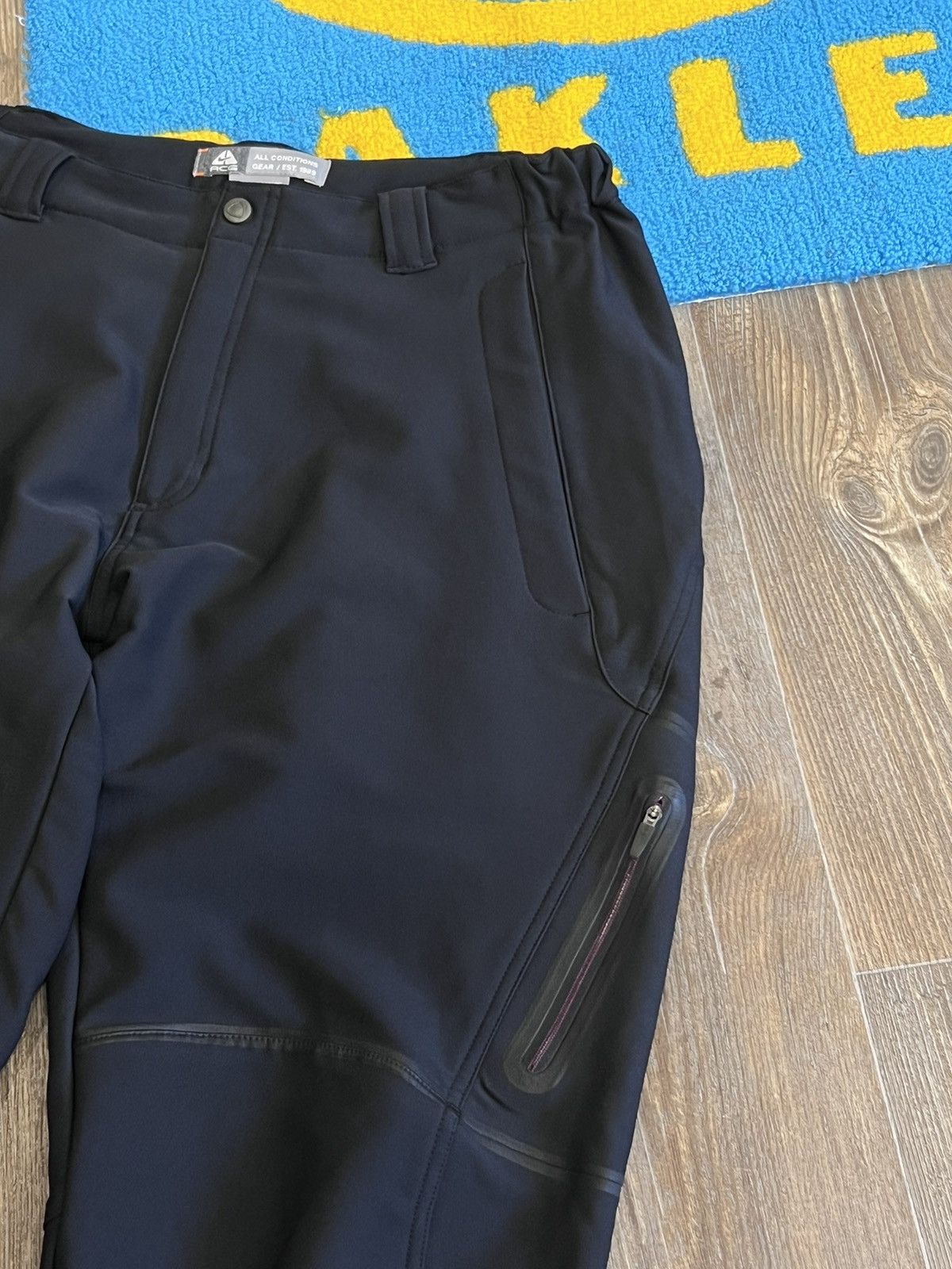 Nike Vintage Nike ACG multi pocket black cargo zipper pant Size US 34 / EU 50 - 5 Thumbnail