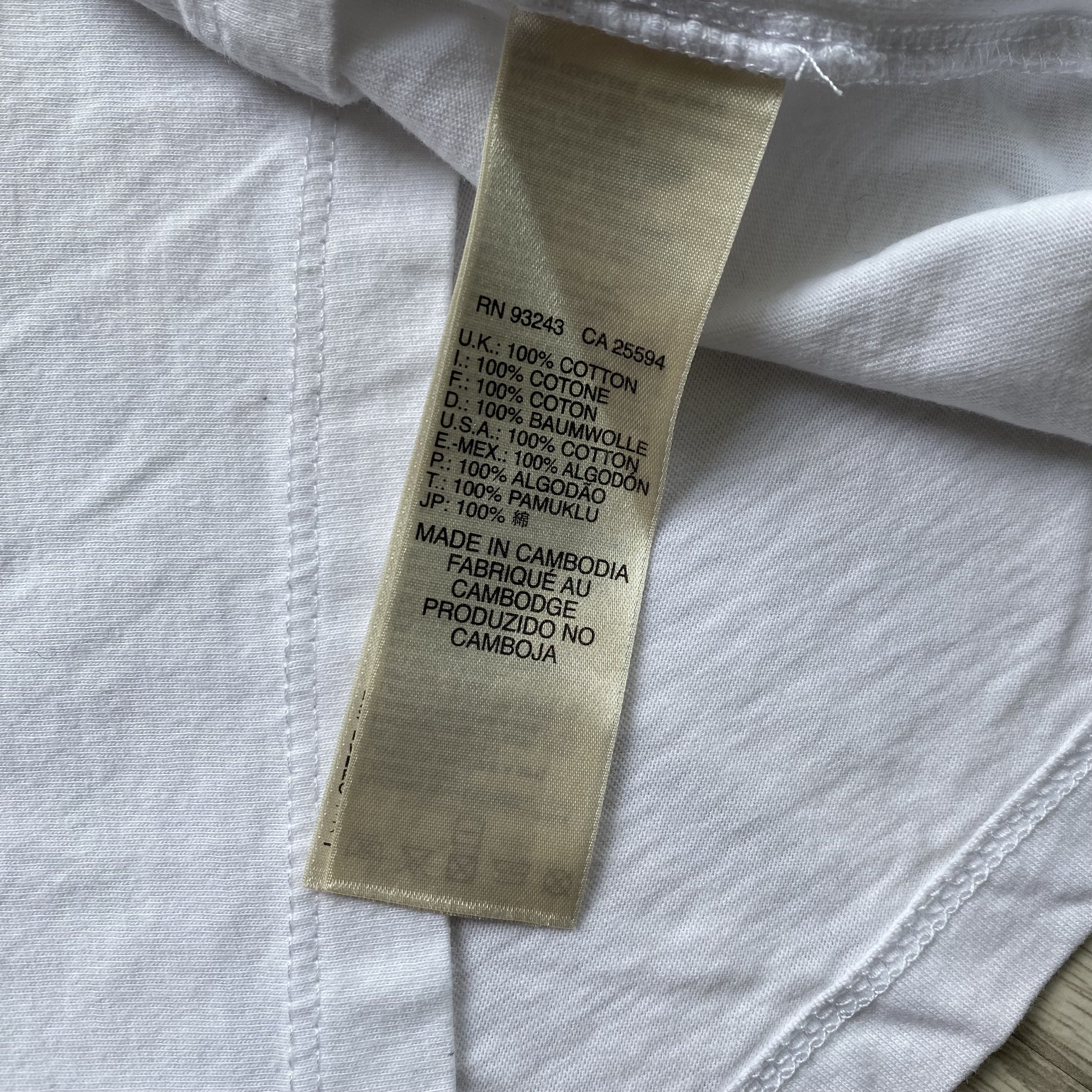 Diesel 🛠️ Vintage 00s Diesel big logo tee Y2K v-neck t shirt Size US S / EU 44-46 / 1 - 6 Thumbnail