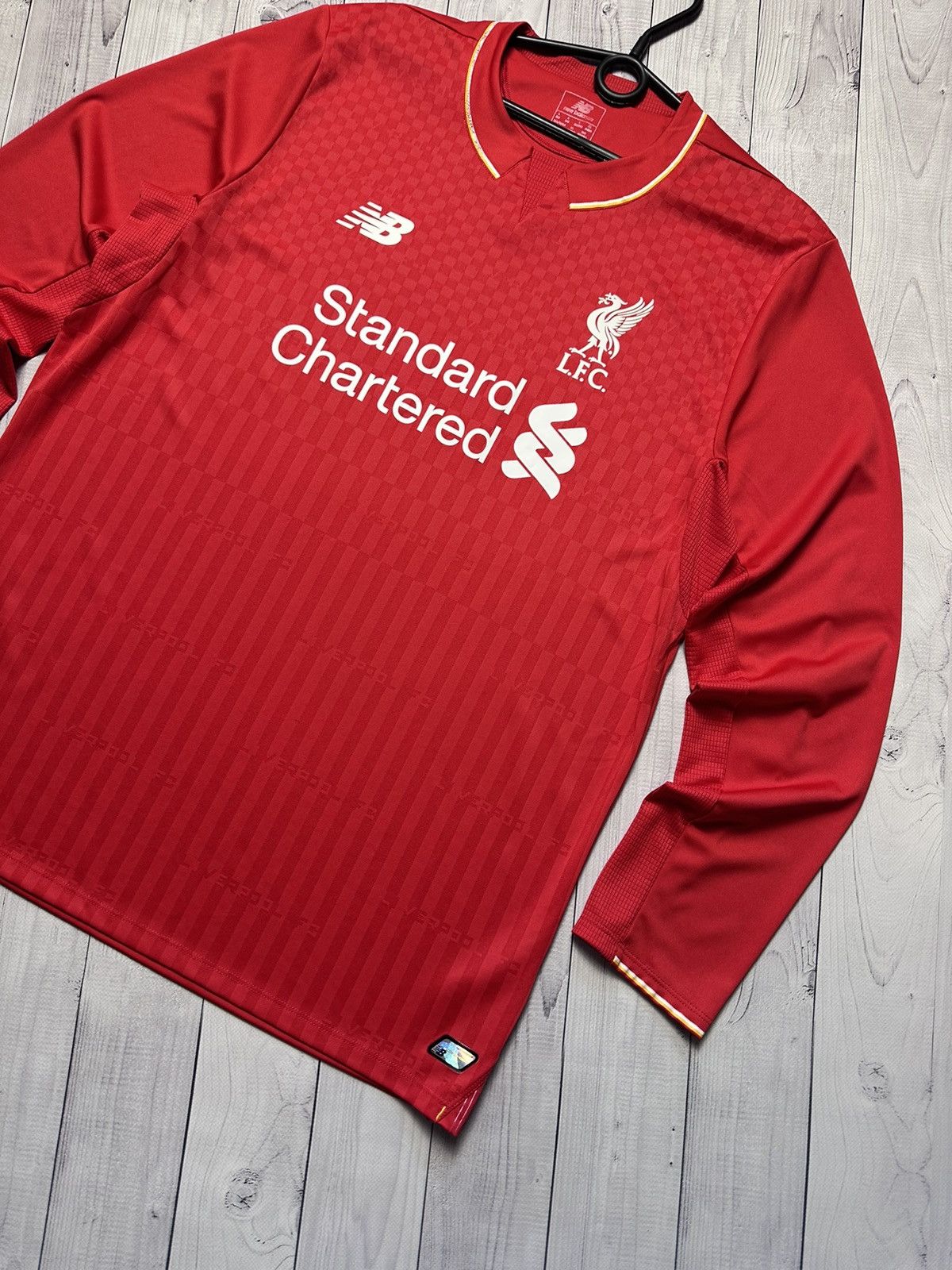 Vintage Vintage Liverpool soccer jersey long sleeve New Balance L Size US L / EU 52-54 / 3 - 2 Thumbnail