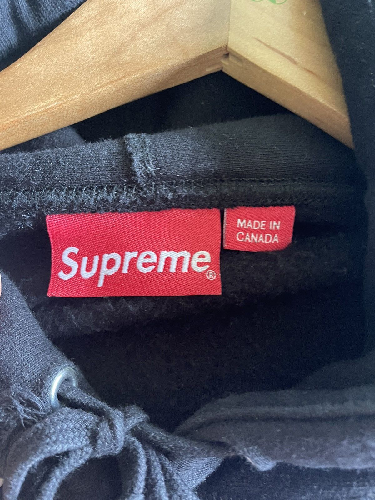 Supreme Supreme piss christ hoodie size large Size US L / EU 52-54 / 3 - 3 Thumbnail