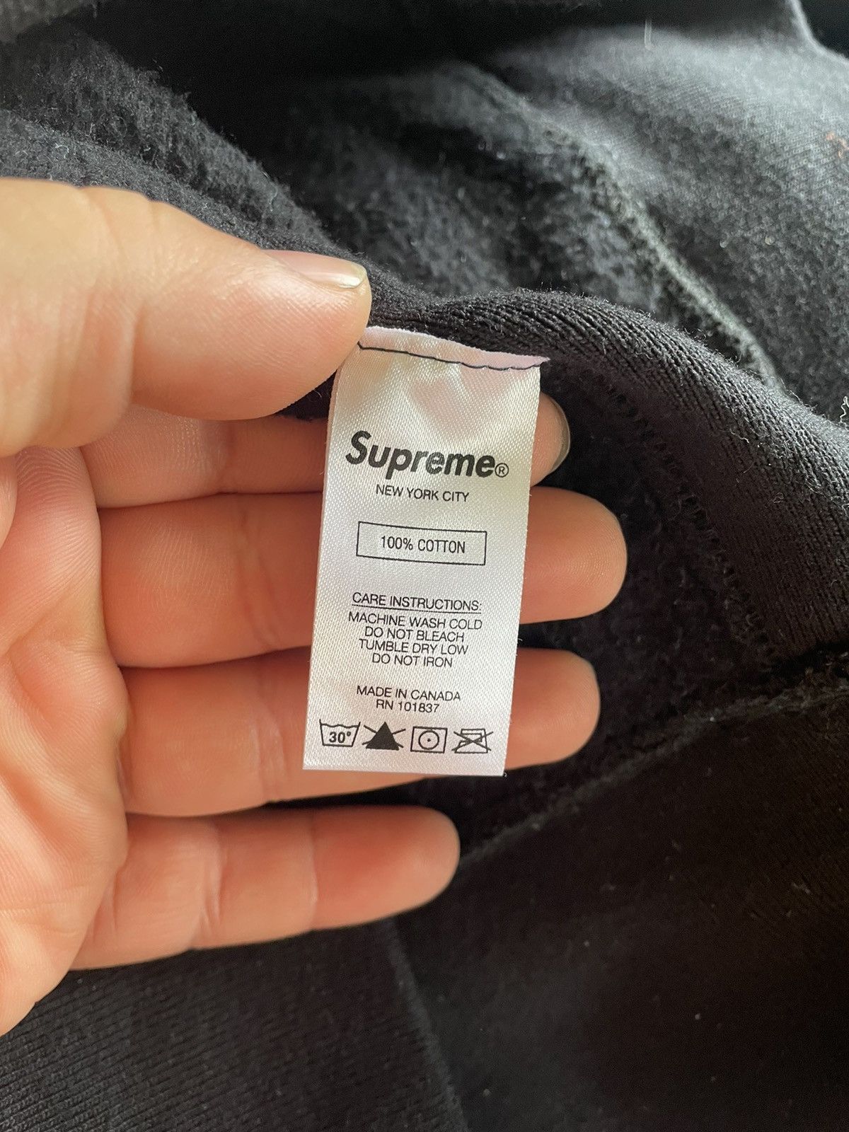 Supreme Supreme piss christ hoodie size large Size US L / EU 52-54 / 3 - 5 Thumbnail