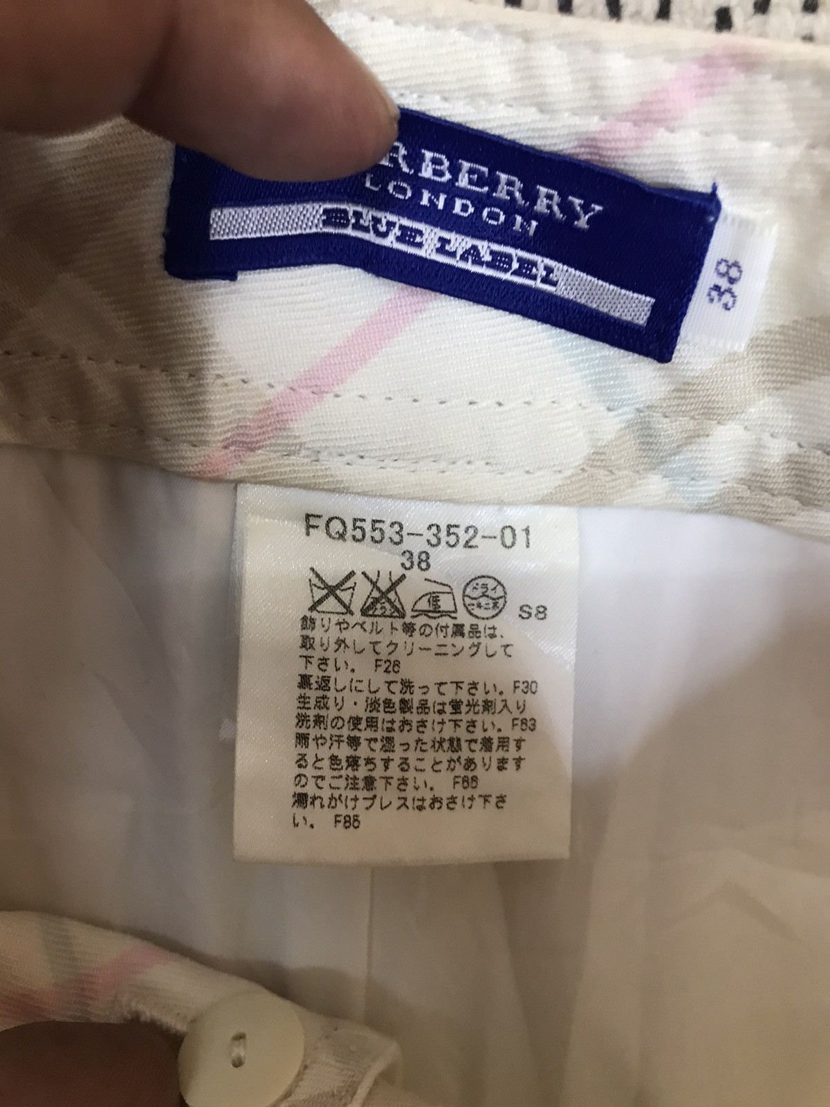 Burberry × Burberry Prorsum × Vintage ‼️BURBERRY BLUE LABEL SHORTPANT NOVA CHECK Size US 30 / EU 46 - 8 Thumbnail