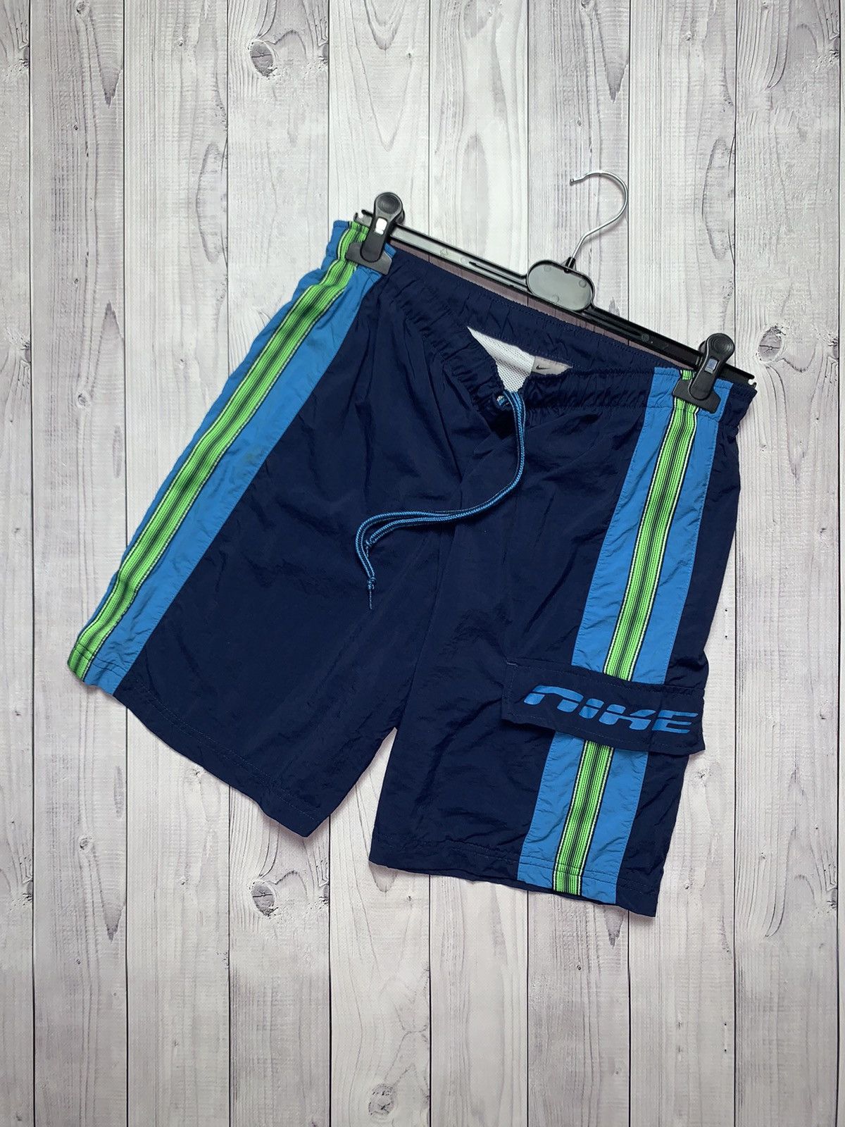 Nike × Vintage Vintage Nike shorts logo pocket size S/M Size US 30 / EU 46 - 1 Thumbnail