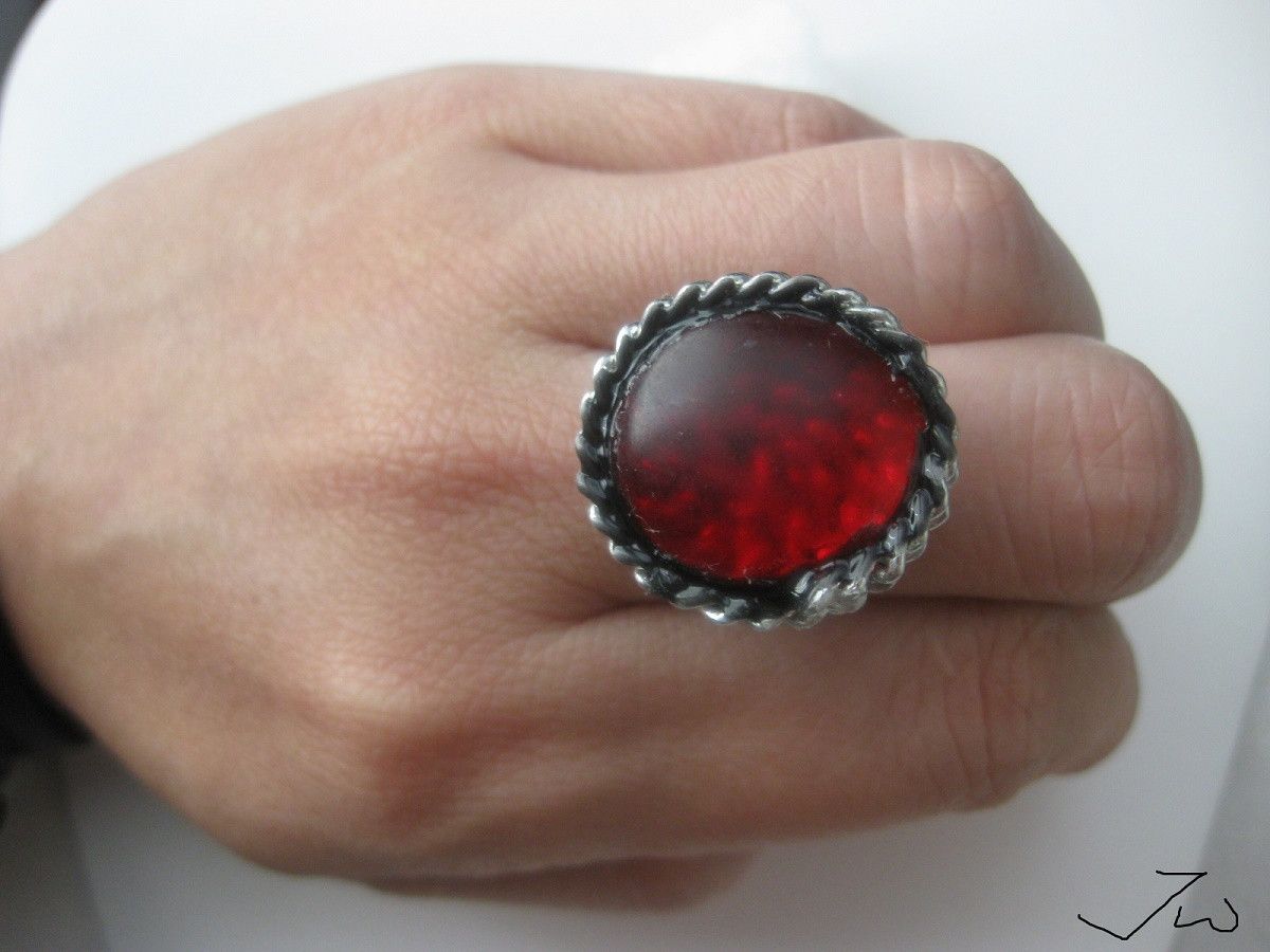 Handmade Red Oval Glass Bronze Ring Size ONE SIZE - 3 Thumbnail