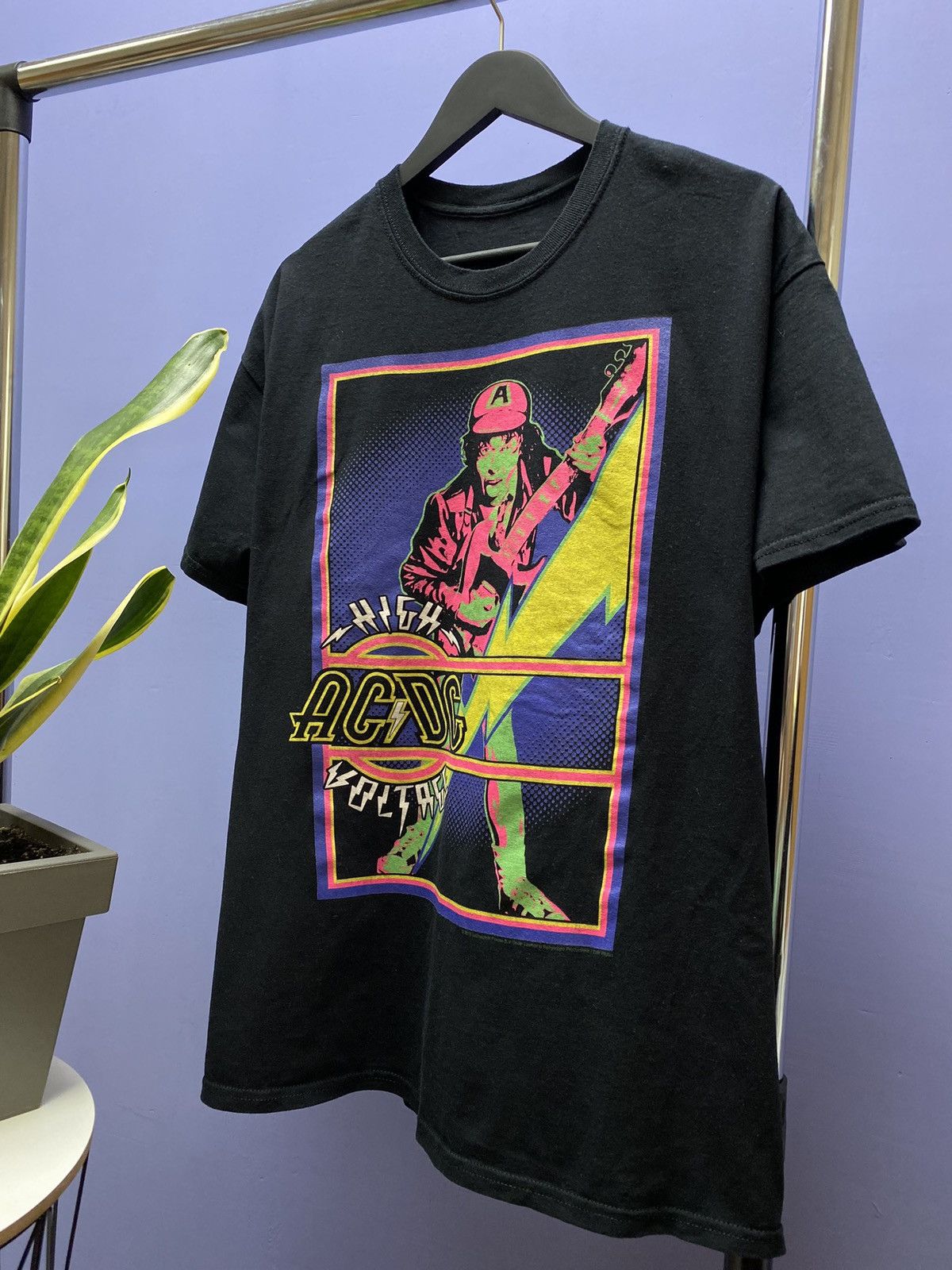 Band Tees Ac/dc High Voltage Band T Shirt Size US XL / EU 56 / 4 - 2 Thumbnail