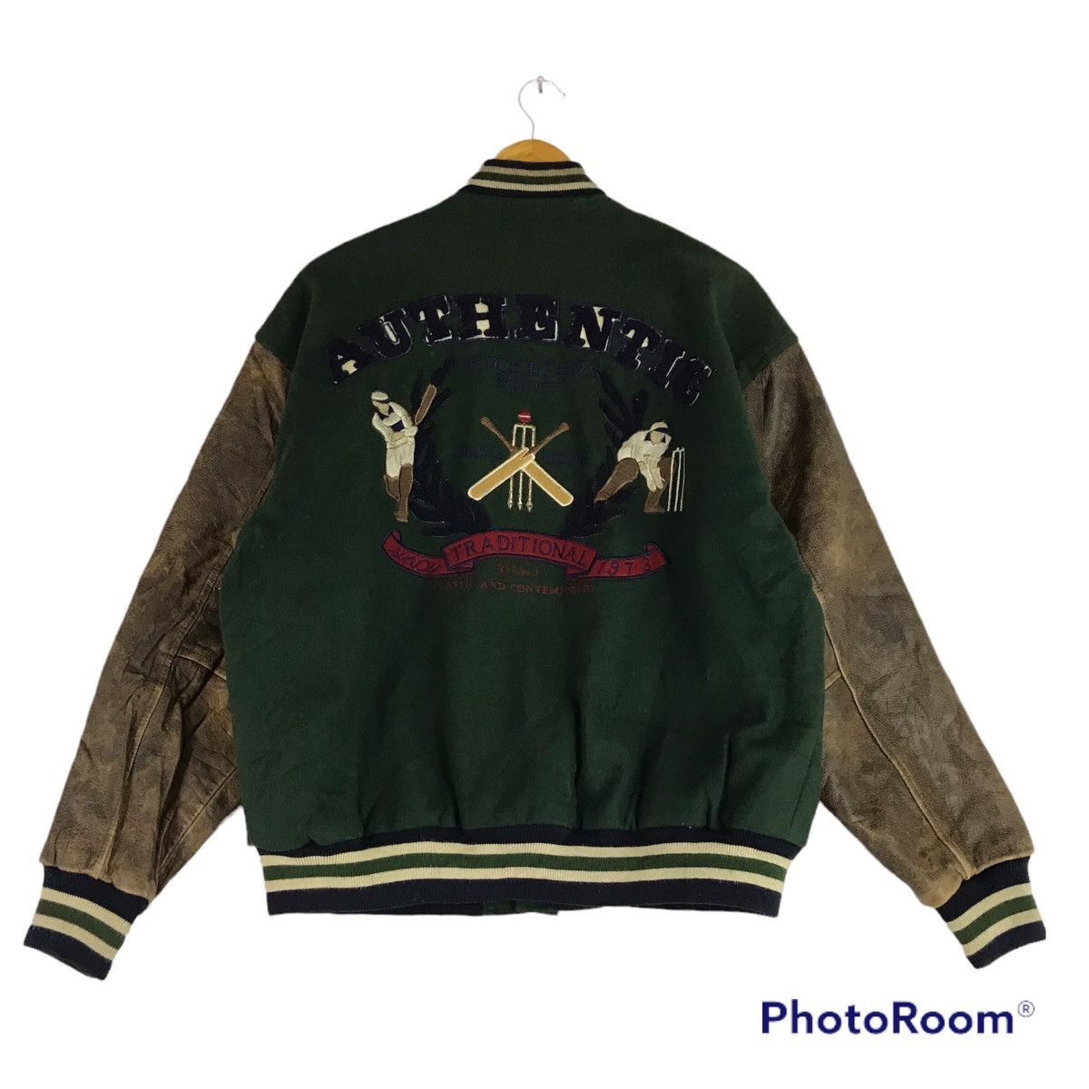 Vintage Classic Contemporary Embroidery Cricketers Varsity Jacket Size US M / EU 48-50 / 2 - 1 Thumbnail