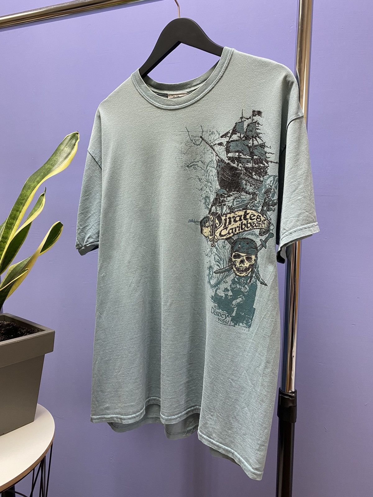 Disney Vintage Pirates Of The Caribbean Disney T Shirt Movie Men’s Size US XL / EU 56 / 4 - 2 Thumbnail
