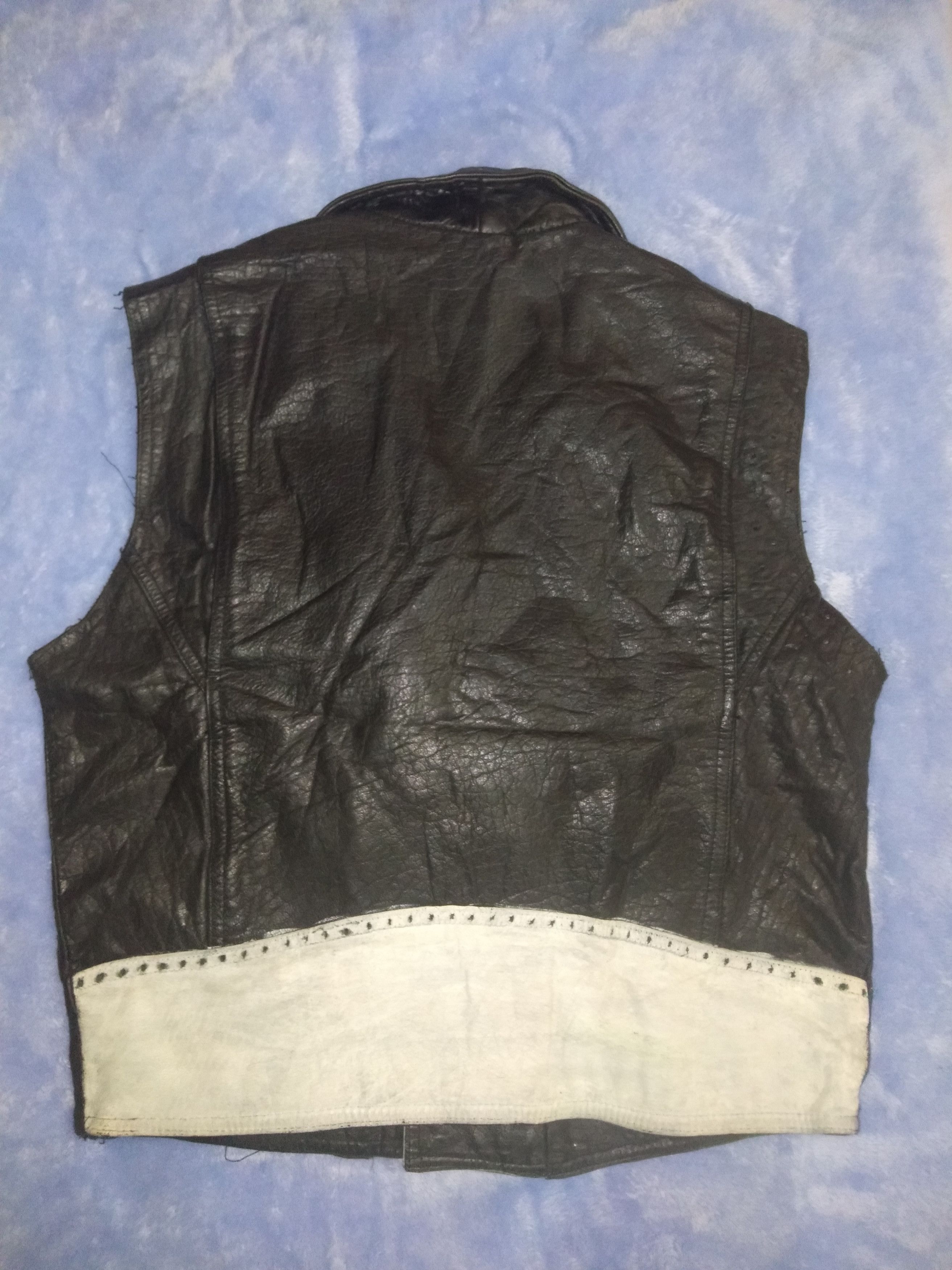 Genuine Leather DISTRESSED SLEEVELESS LEATHER JACKET Size US L / EU 52-54 / 3 - 3 Thumbnail