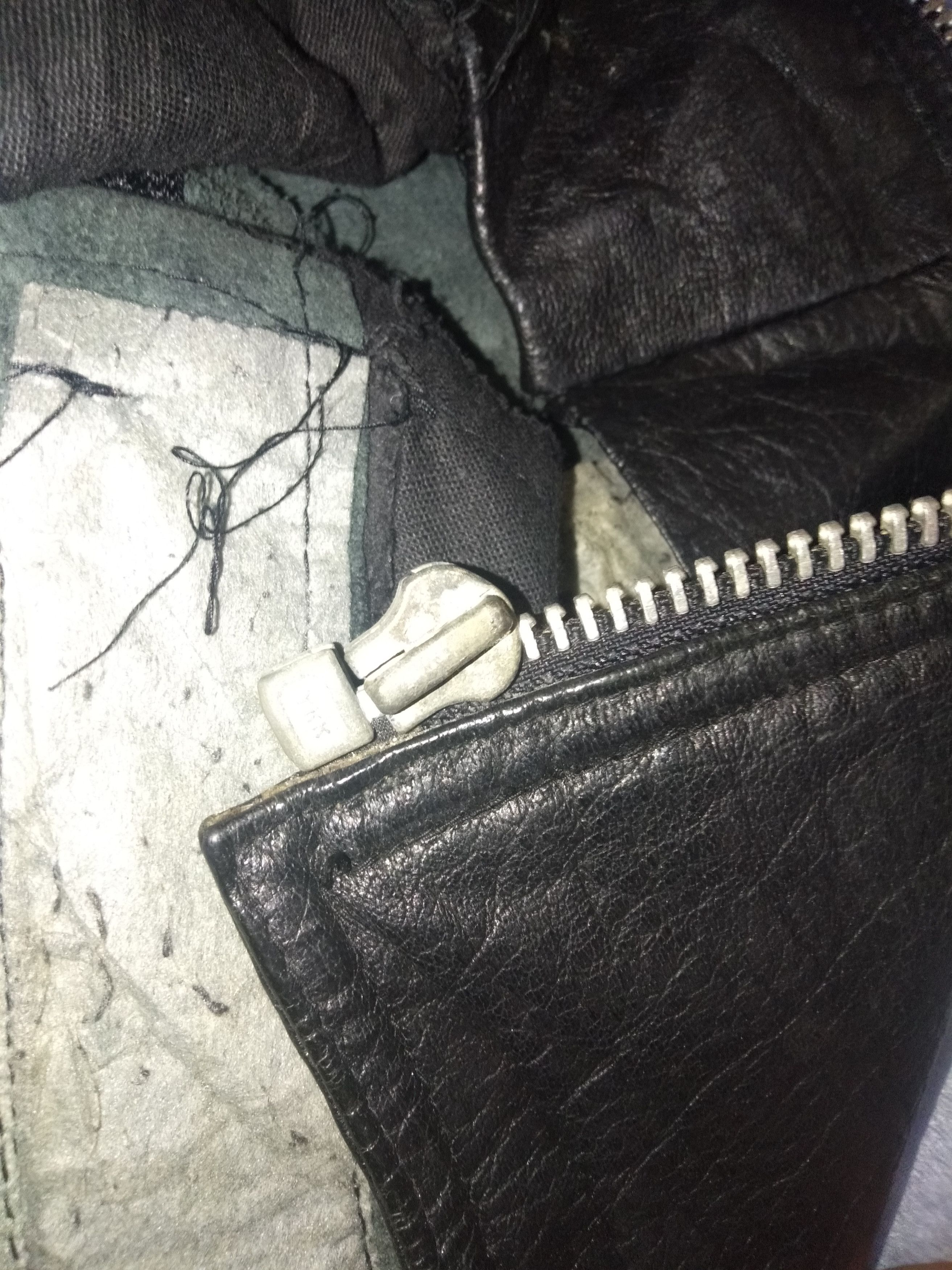 Genuine Leather DISTRESSED SLEEVELESS LEATHER JACKET Size US L / EU 52-54 / 3 - 8 Thumbnail