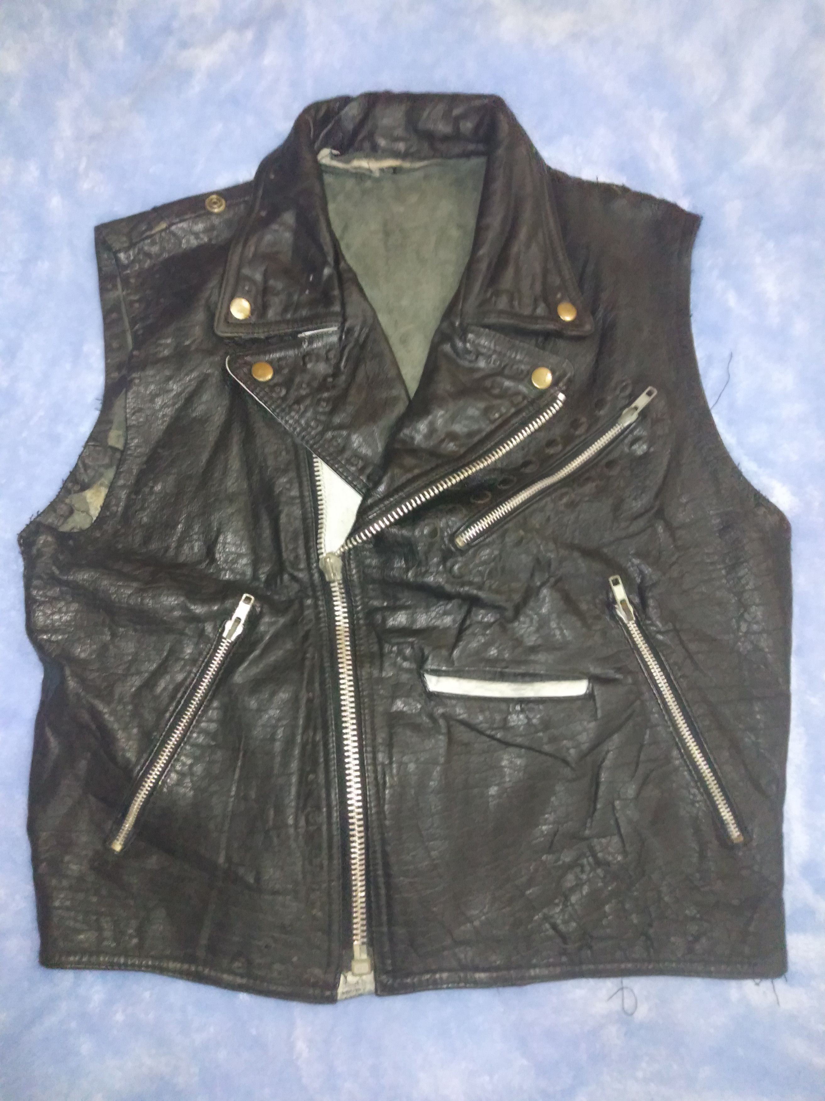 Genuine Leather DISTRESSED SLEEVELESS LEATHER JACKET Size US L / EU 52-54 / 3 - 1 Thumbnail