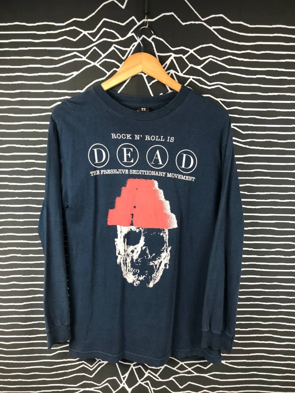 Freshjive Vtg Freshjive Devo Parody Seditionary Tee Size US M / EU 48-50 / 2 - 1 Thumbnail