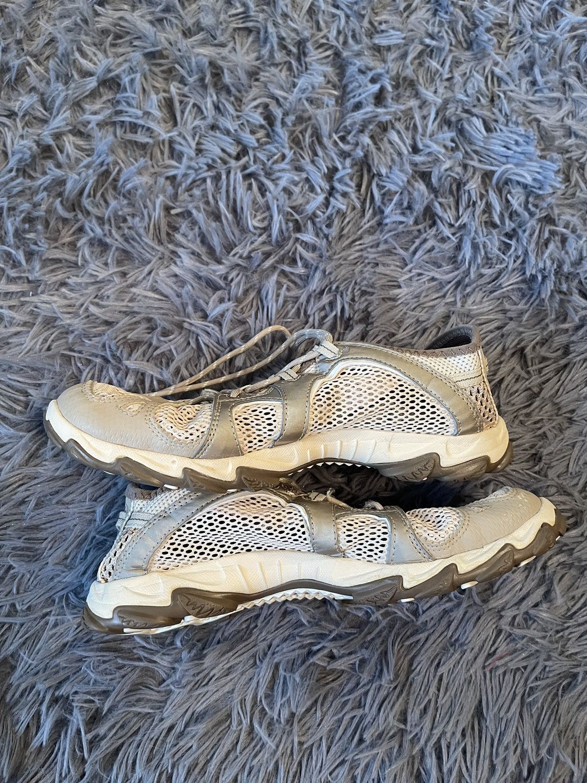 Salomon × Vintage Salomon gorpcore style Y2K vintage mesh sneakers Size US 6 / IT 36 - 4 Thumbnail