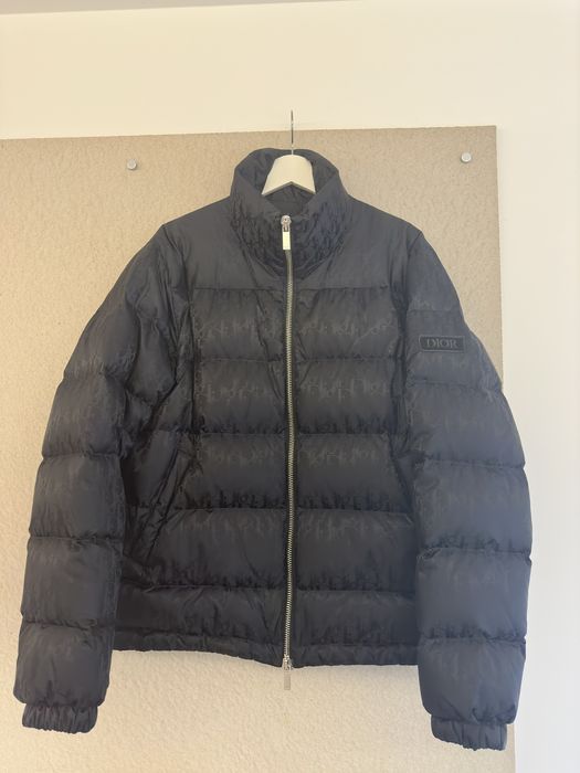 DIOR OBLIQUE MONOGRAM PUFFER JACKET BLACK SZ:48 – Bankofgrails