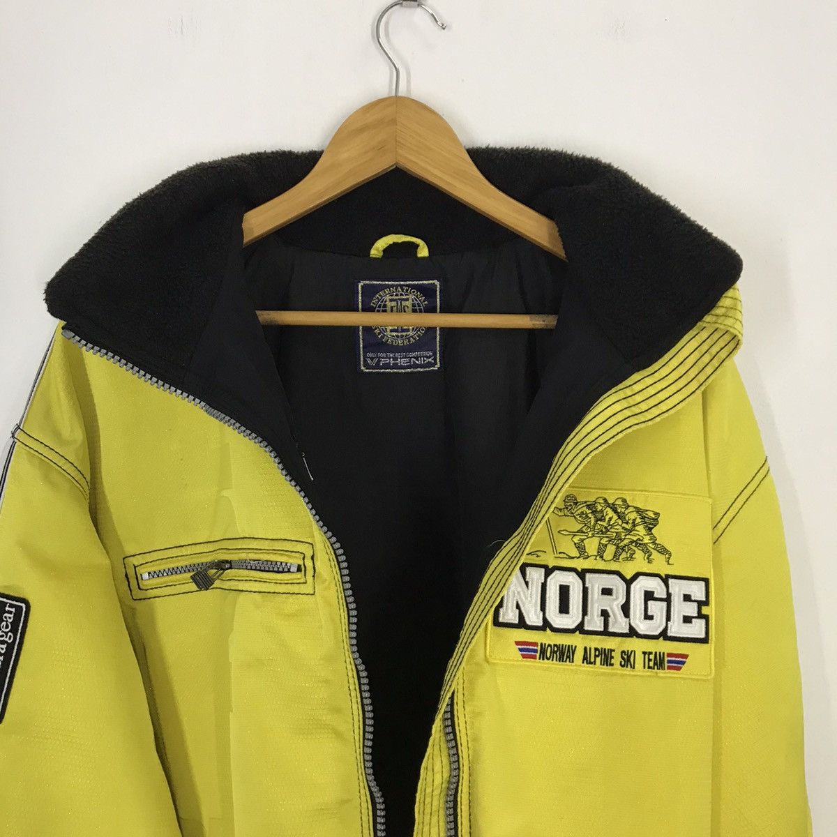 Japanese Brand × Phoenix Clothing Phenix Norge Norway Alpine Ski Team winter sun faded Jacket Size US M / EU 48-50 / 2 - 7 Thumbnail