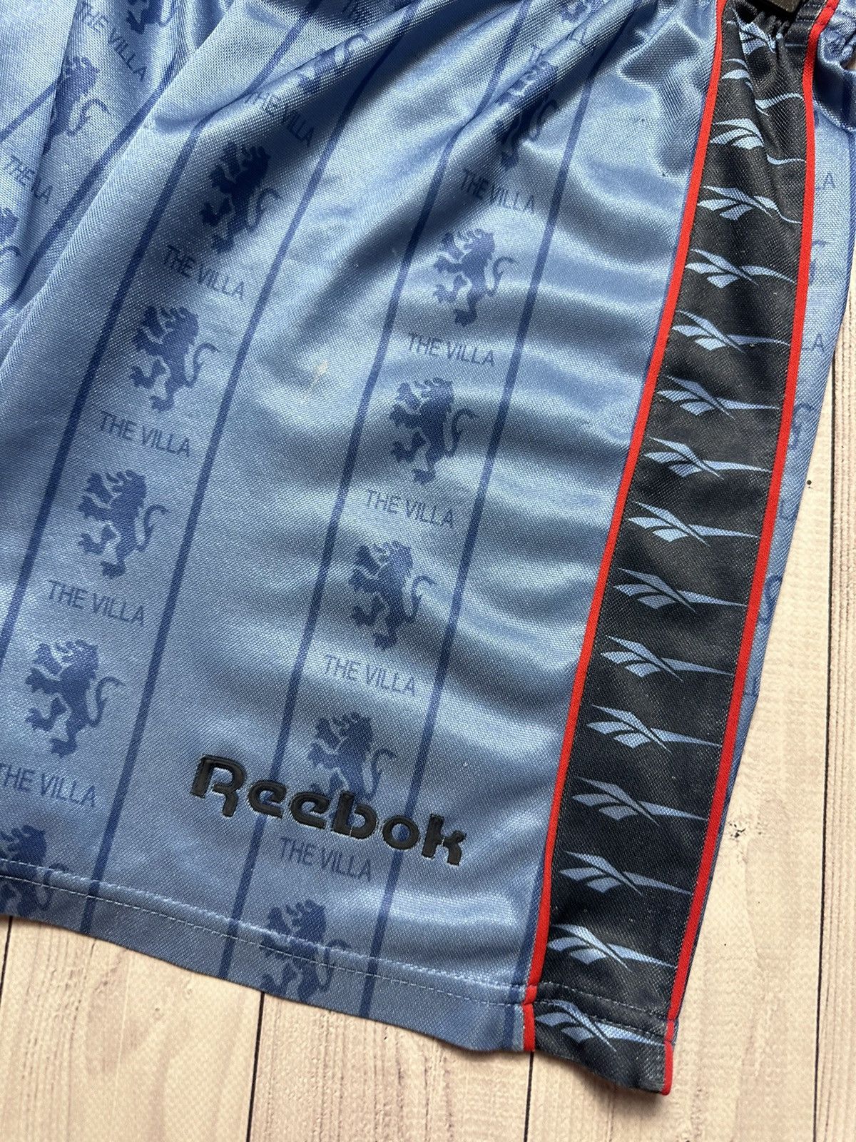 Reebok × Vintage Vintage Reebok soccer shorts Aston Villa size L rare Size US 34 / EU 50 - 2 Thumbnail