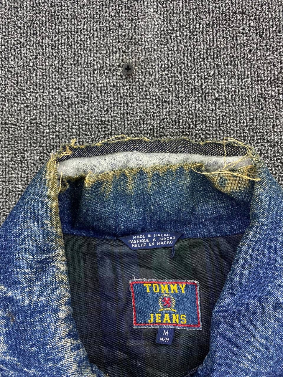 Tommy Hilfiger Vintage Tommy Hilfiger Big Logo Light Puffer Denim Vest Size M / US 6-8 / IT 42-44 - 10 Thumbnail