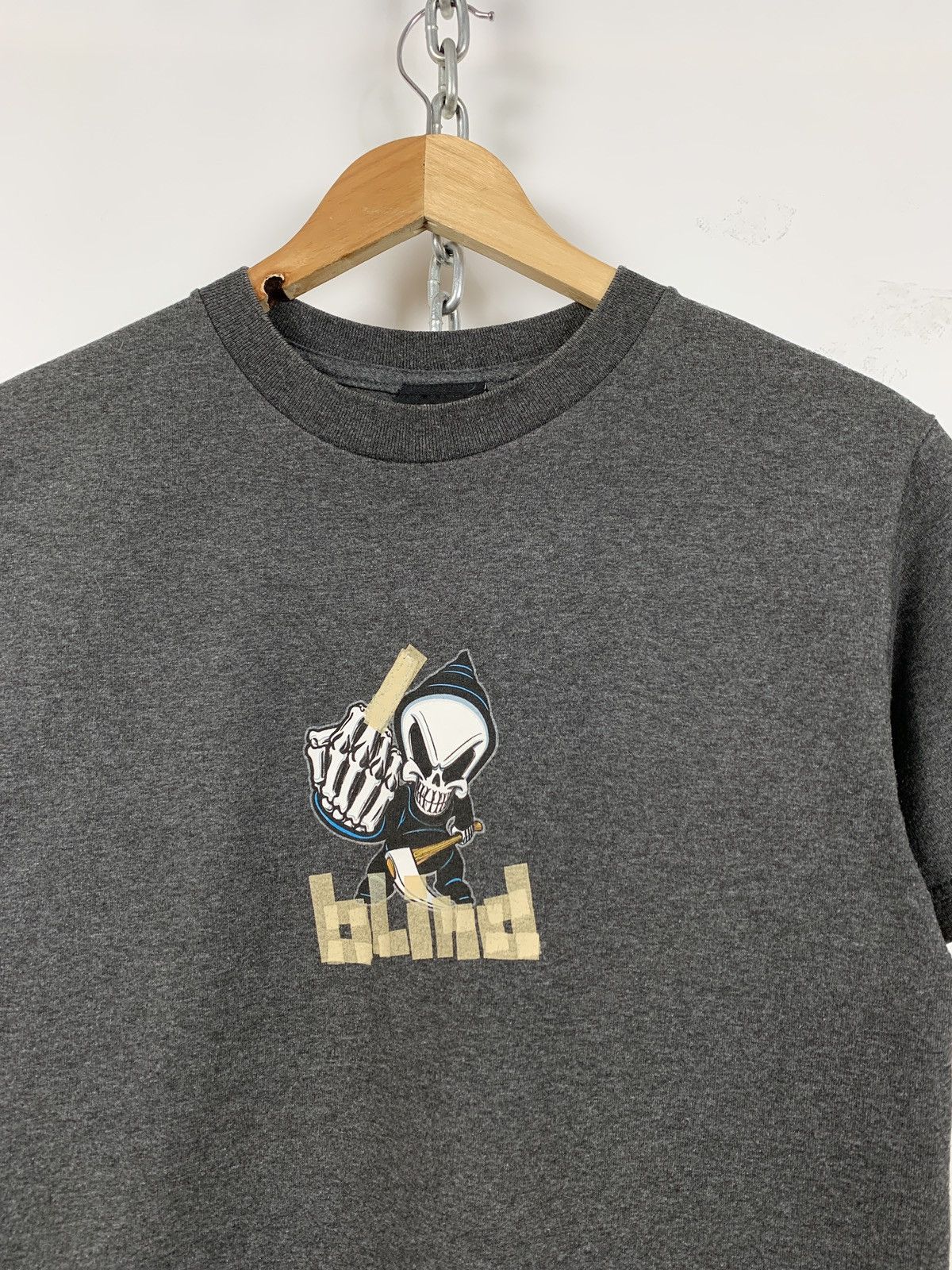 Hook-Ups Vintage Blind Middle Finger Fuck You Skateboard Grey T-Shirt Size US S / EU 44-46 / 1 - 4 Thumbnail