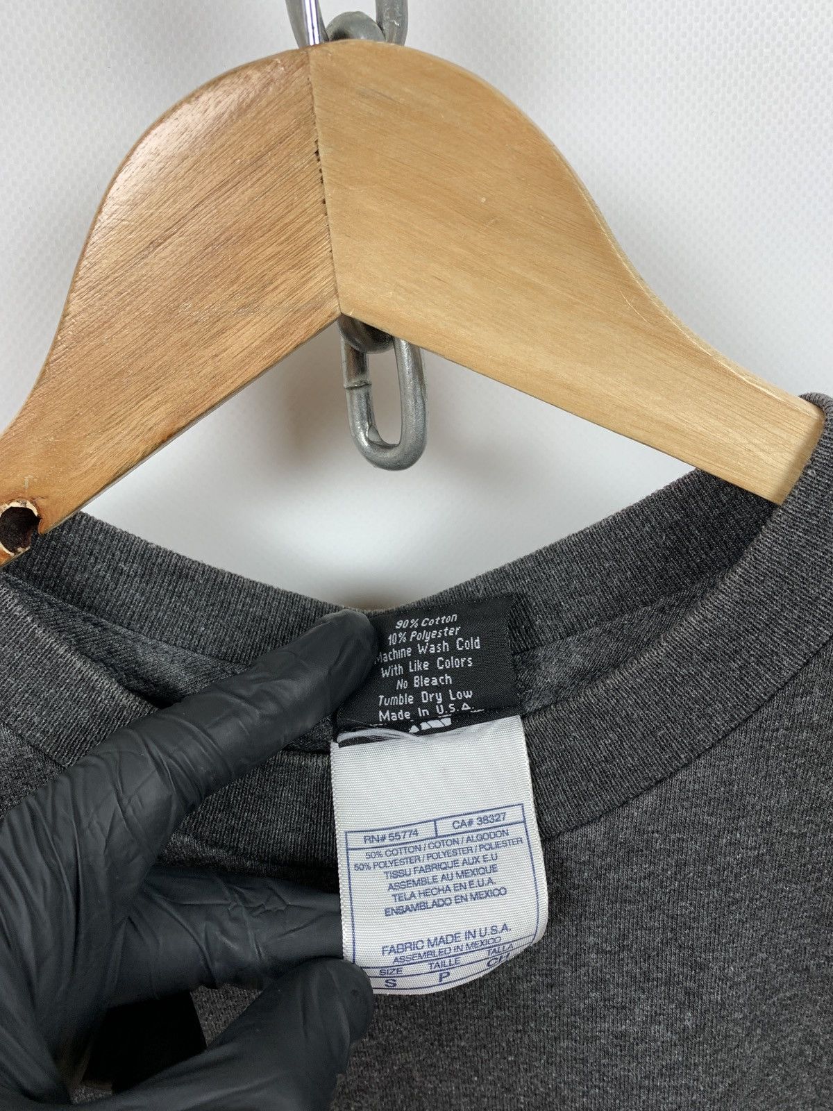 Hook-Ups Vintage Blind Middle Finger Fuck You Skateboard Grey T-Shirt Size US S / EU 44-46 / 1 - 9 Thumbnail