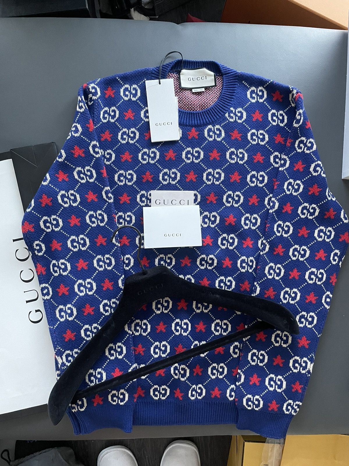 Gucci $2,500 Value NEW Rare Runway Brand NEW GG Logo Star Sweater Size US L / EU 52-54 / 3 - 3 Thumbnail
