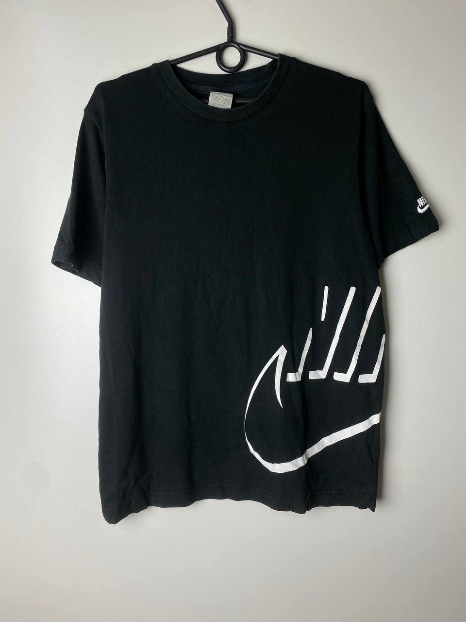 Nike Nike big swoosh t-shirt size M Size US M / EU 48-50 / 2 - 1 Thumbnail