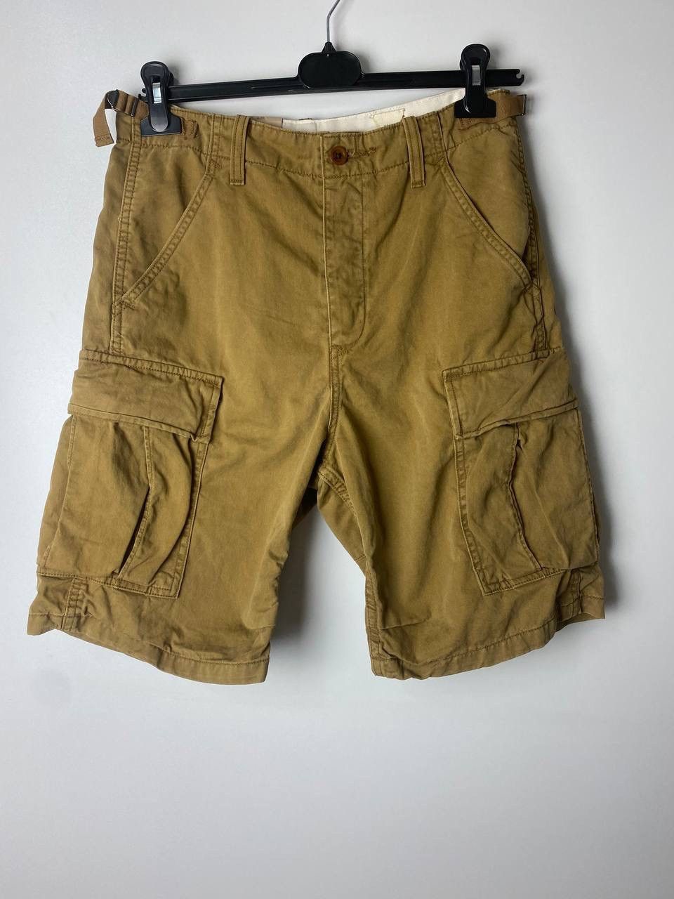 Levi's New Levi’s cargo shorts size 28 Size US 28 / EU 44 - 1 Thumbnail