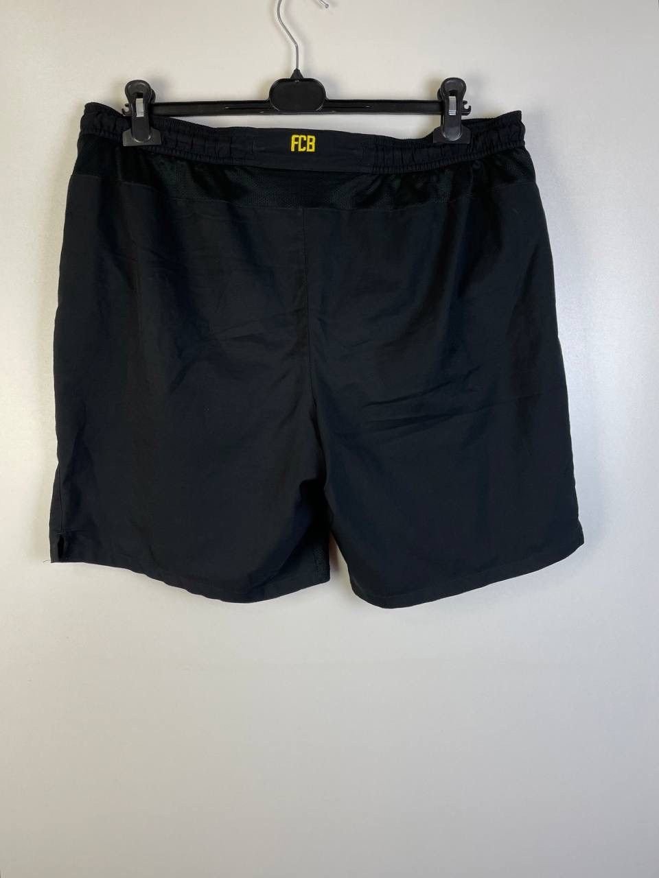 Vintage Nike Barcelona vintage shorts size XL Size US 44 / EU 60 - 4 Thumbnail