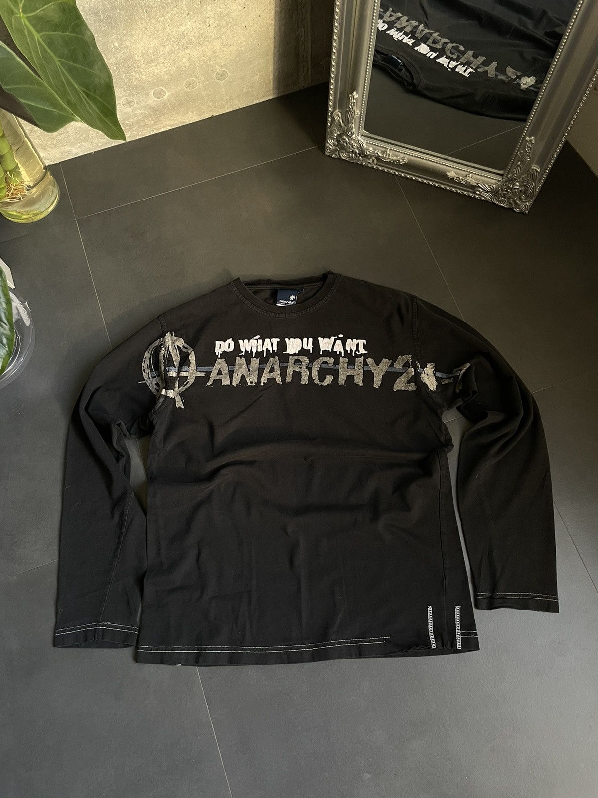 Japanese Brand Rare Vintage Y2k Faded Anarchy 24/7 Distressed LongSleeve Size US L / EU 52-54 / 3 - 1 Thumbnail