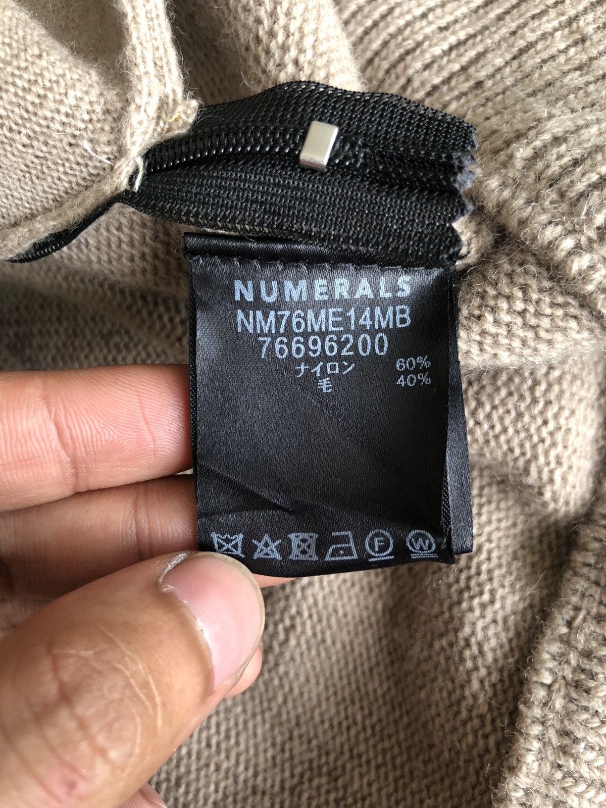 Japanese Brand Numerals 🇯🇵 "3" Back Print Logo O/S Zipper Sweater Size US L / EU 52-54 / 3 - 8 Thumbnail