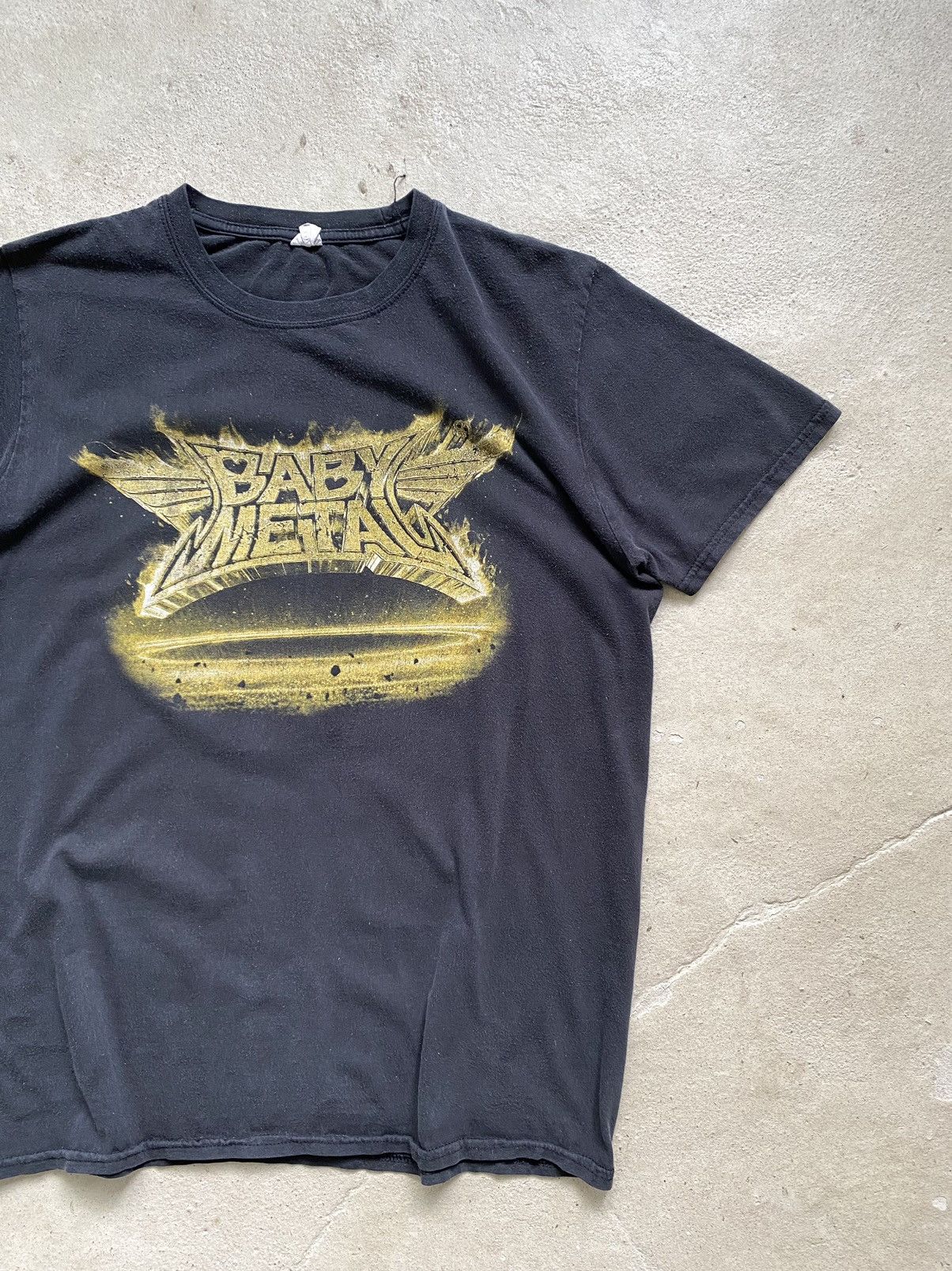 Band Tees Rare! Baby Metal Japanese Band T Shirt Size US L / EU 52-54 / 3 - 3 Thumbnail